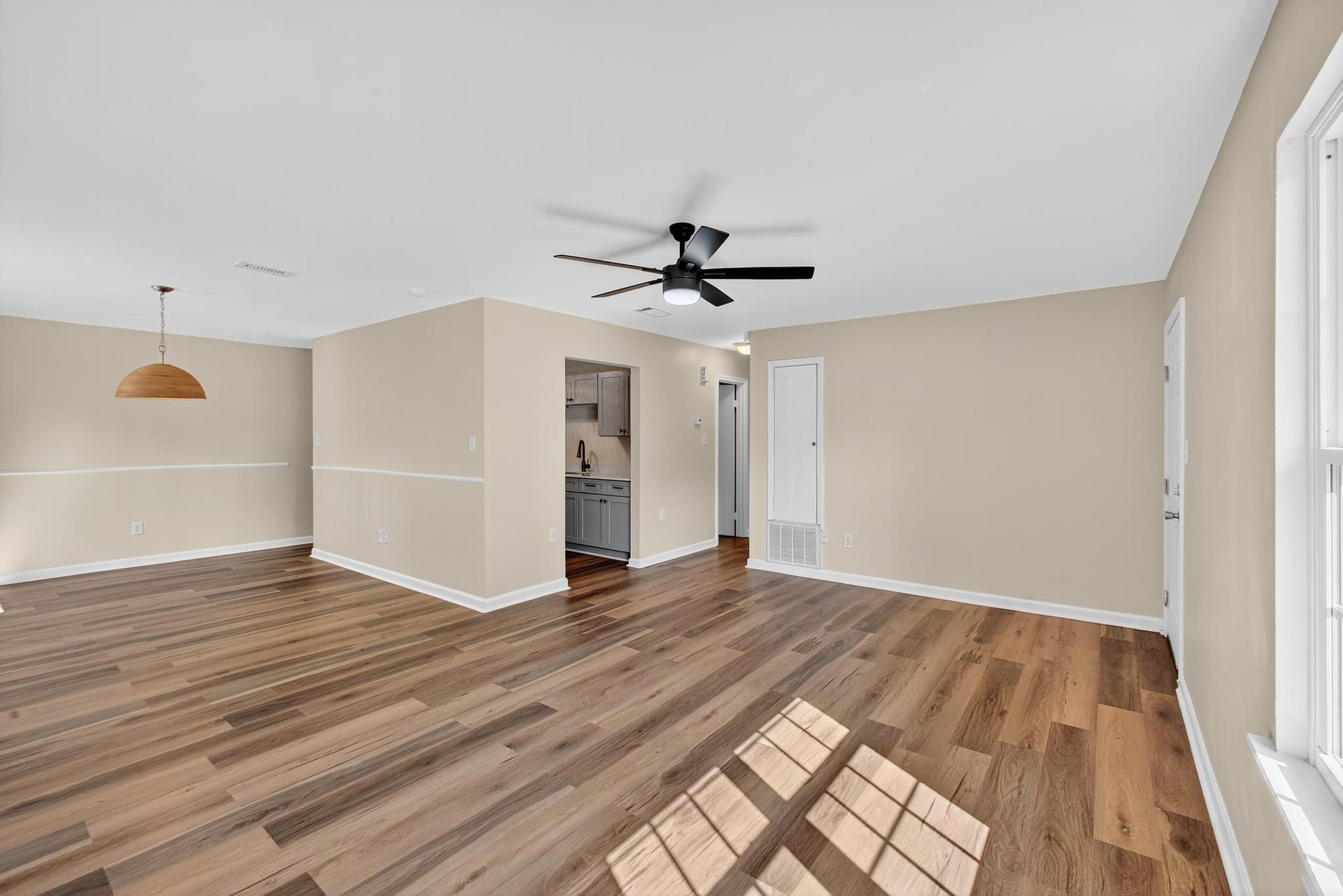 2231 Leeway Landing Property Photo 6