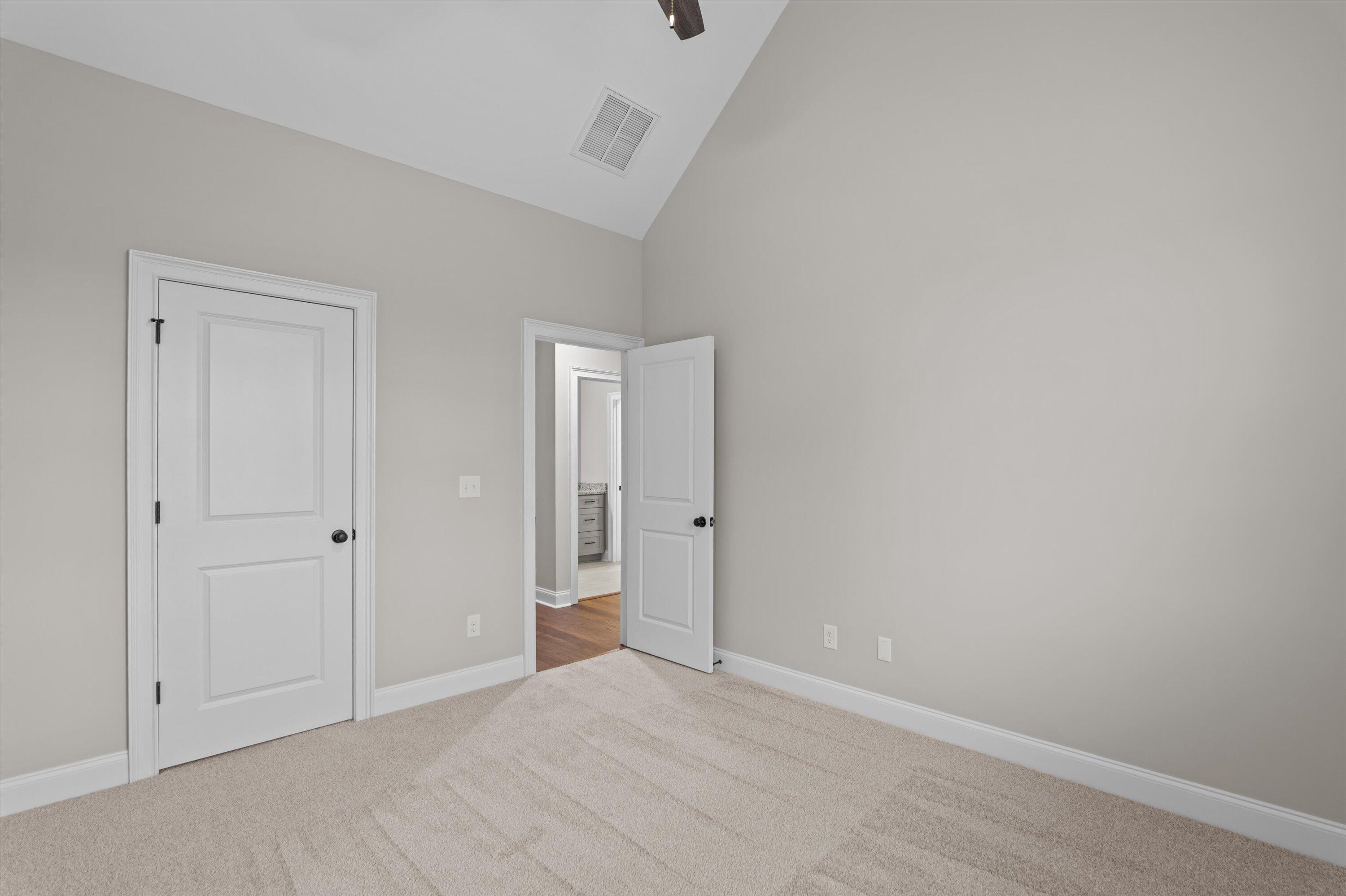 616 River Oaks Lane Property Photo 43