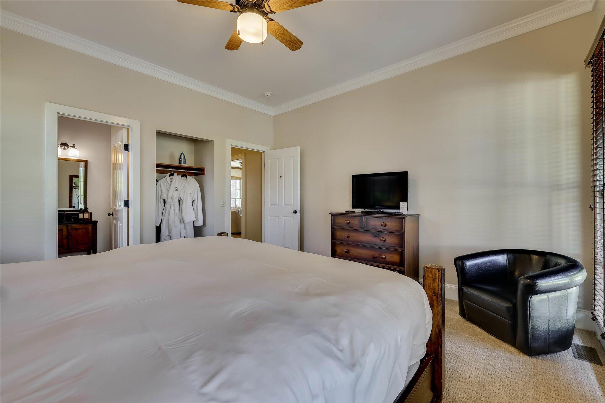 30 Champions Parkway Property Photo 20