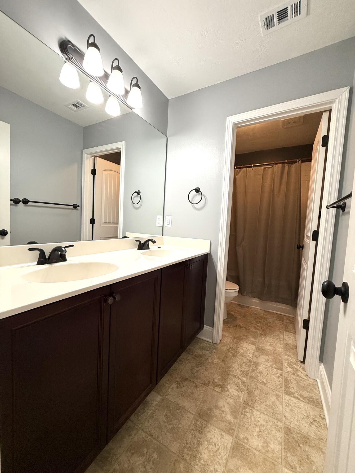 214 Kickham Lane Property Photo 19