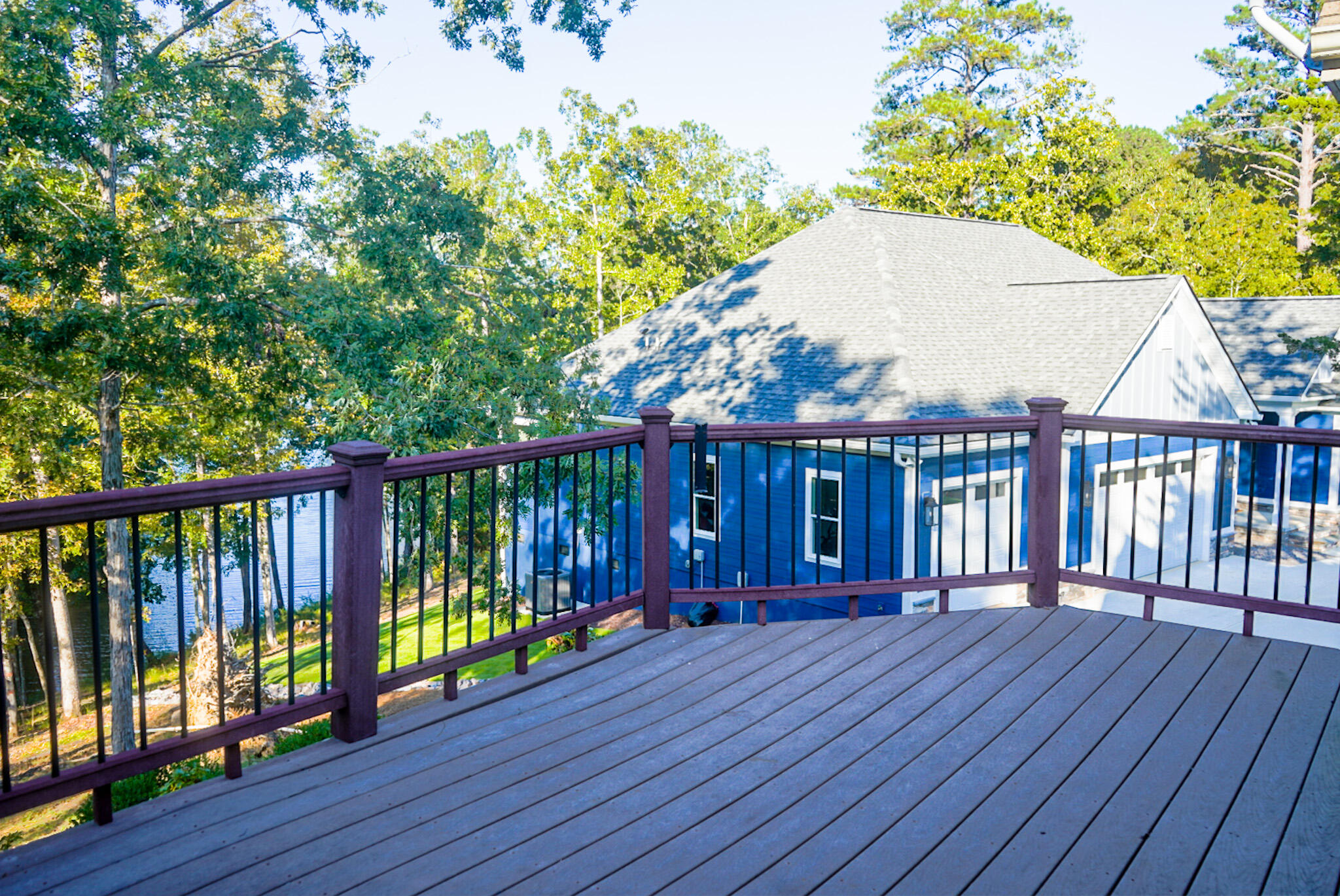 409 Serenity Cove Property Photo 11