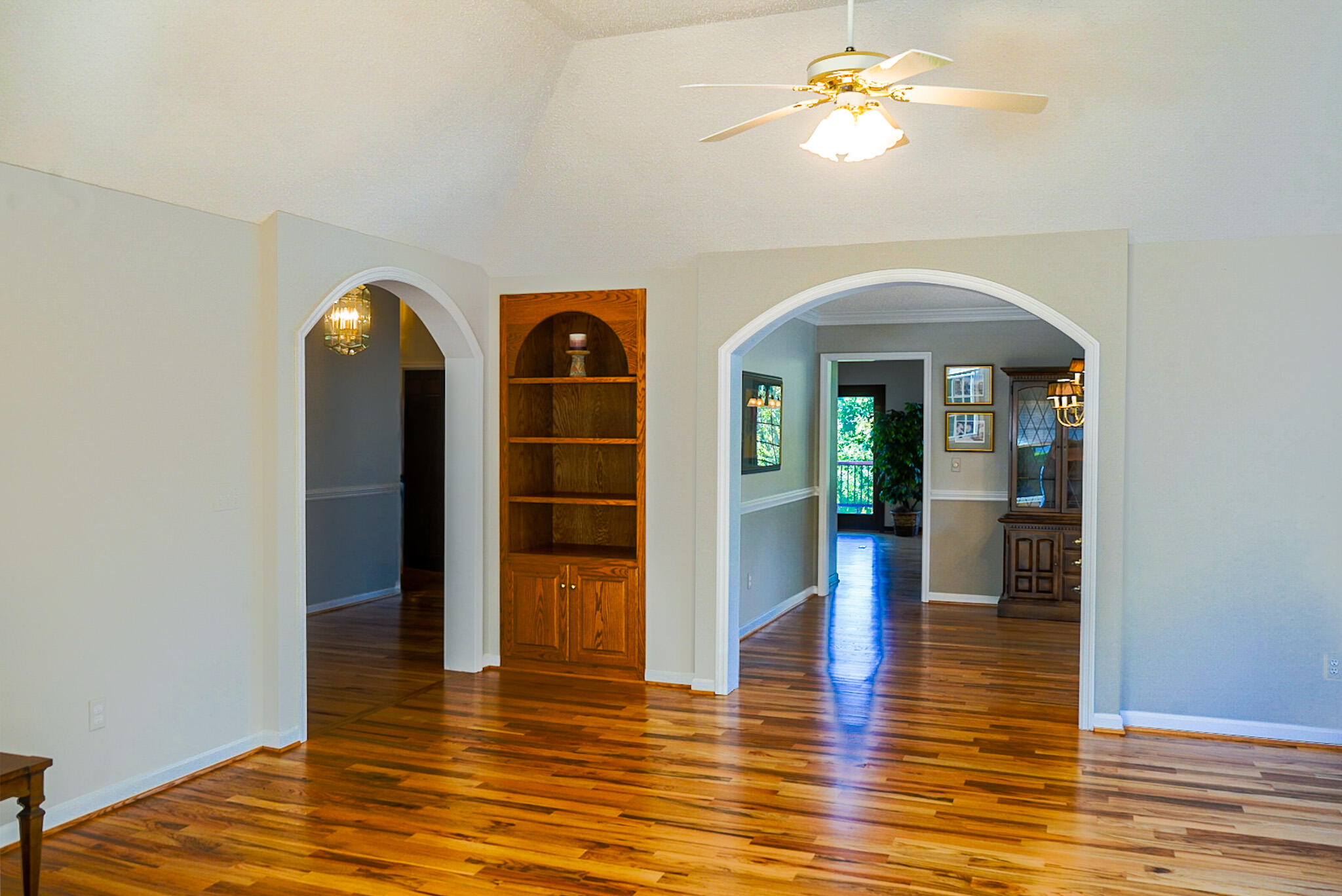 409 Serenity Cove Property Photo 27