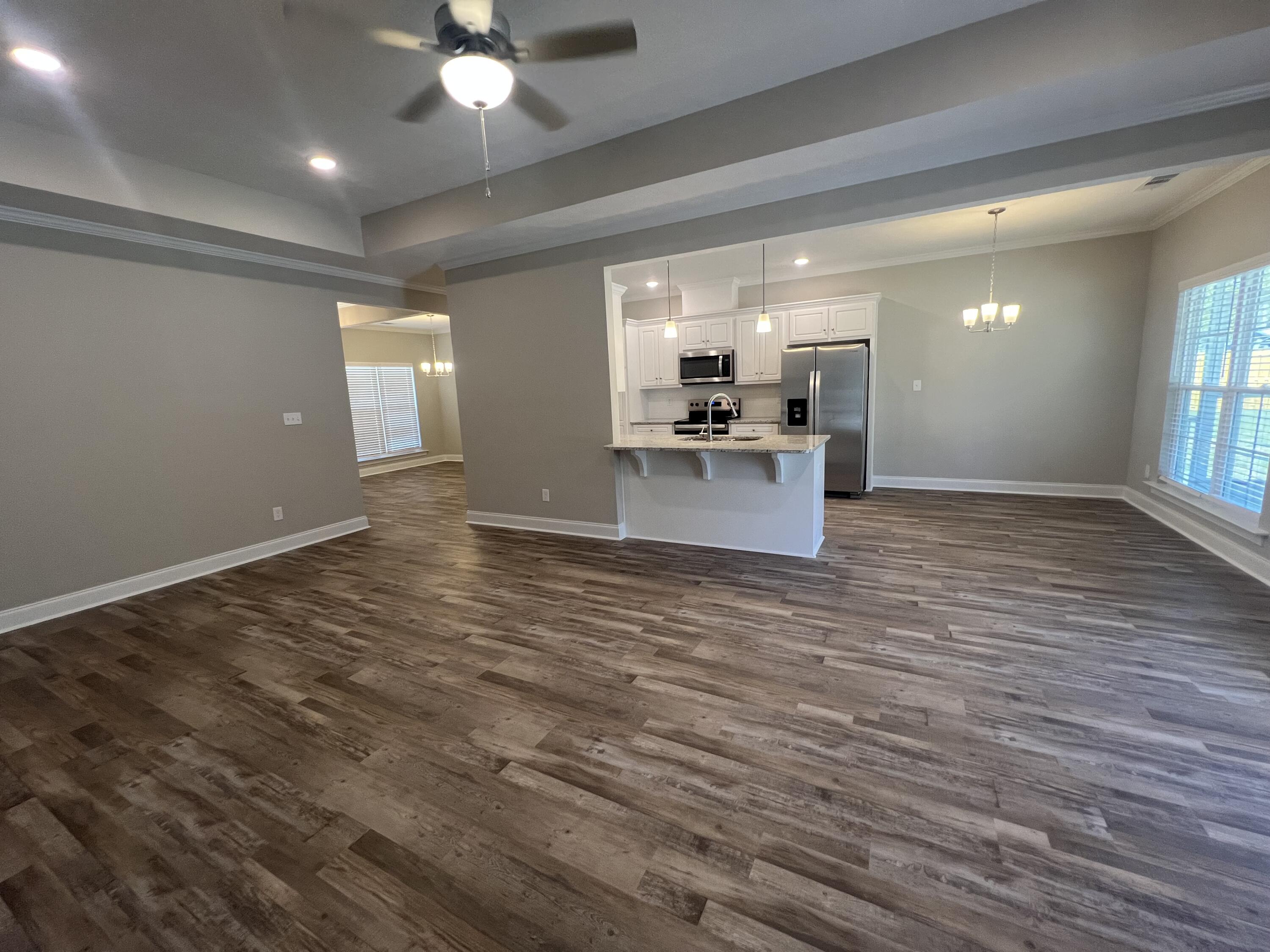 1076 Boneville Road Property Photo 4