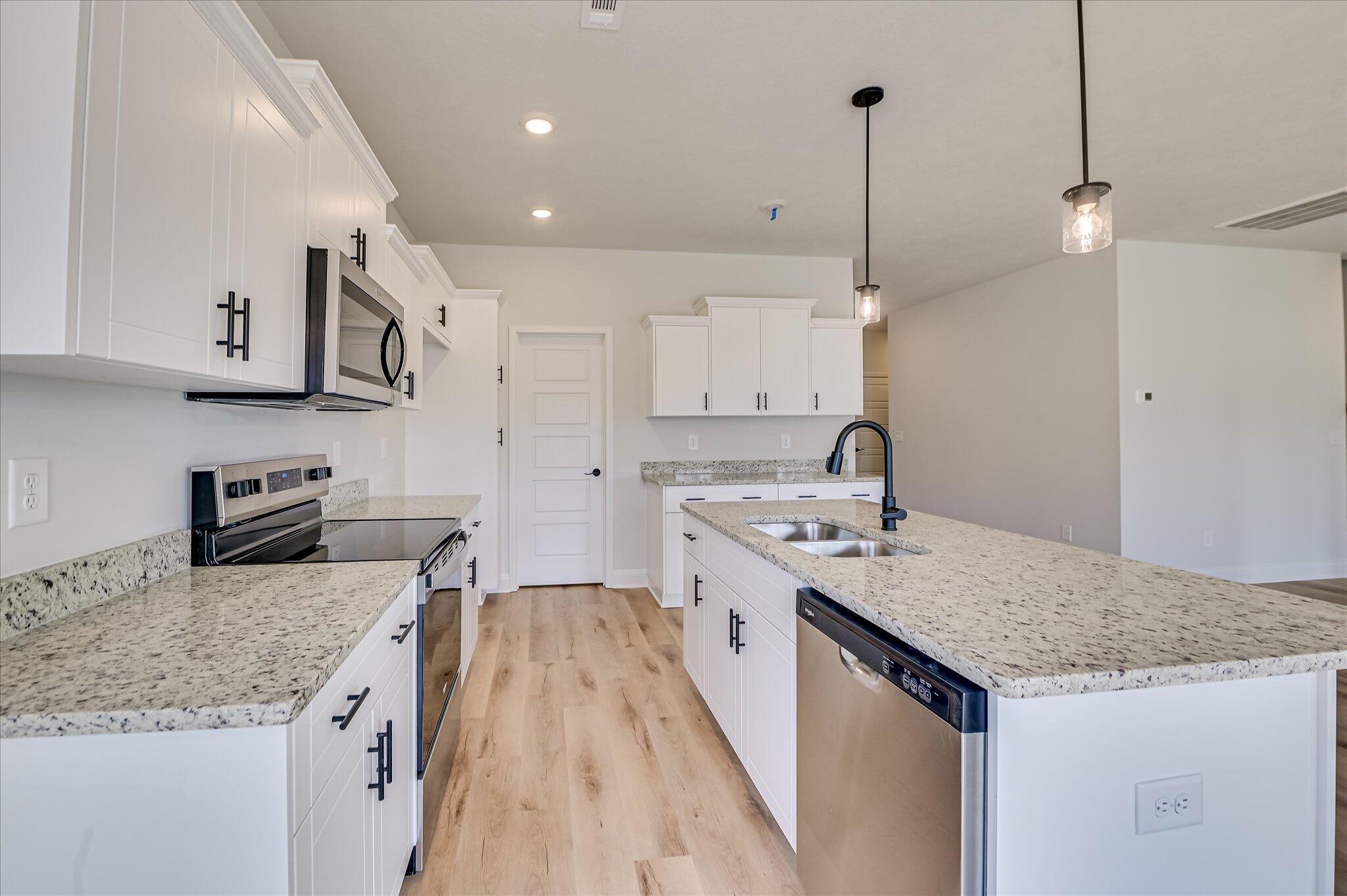5150 Perennial Run Property Photo 13