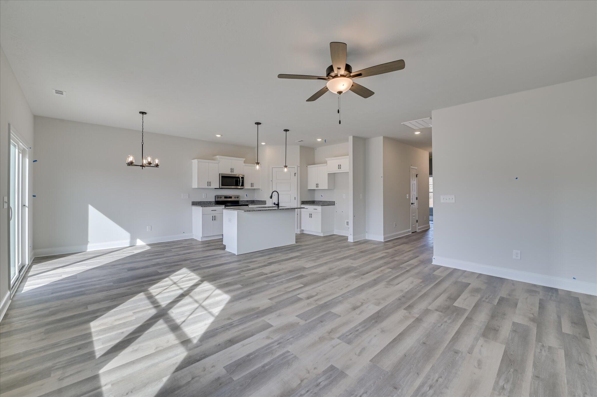 5192 Perennial Run Property Photo 9