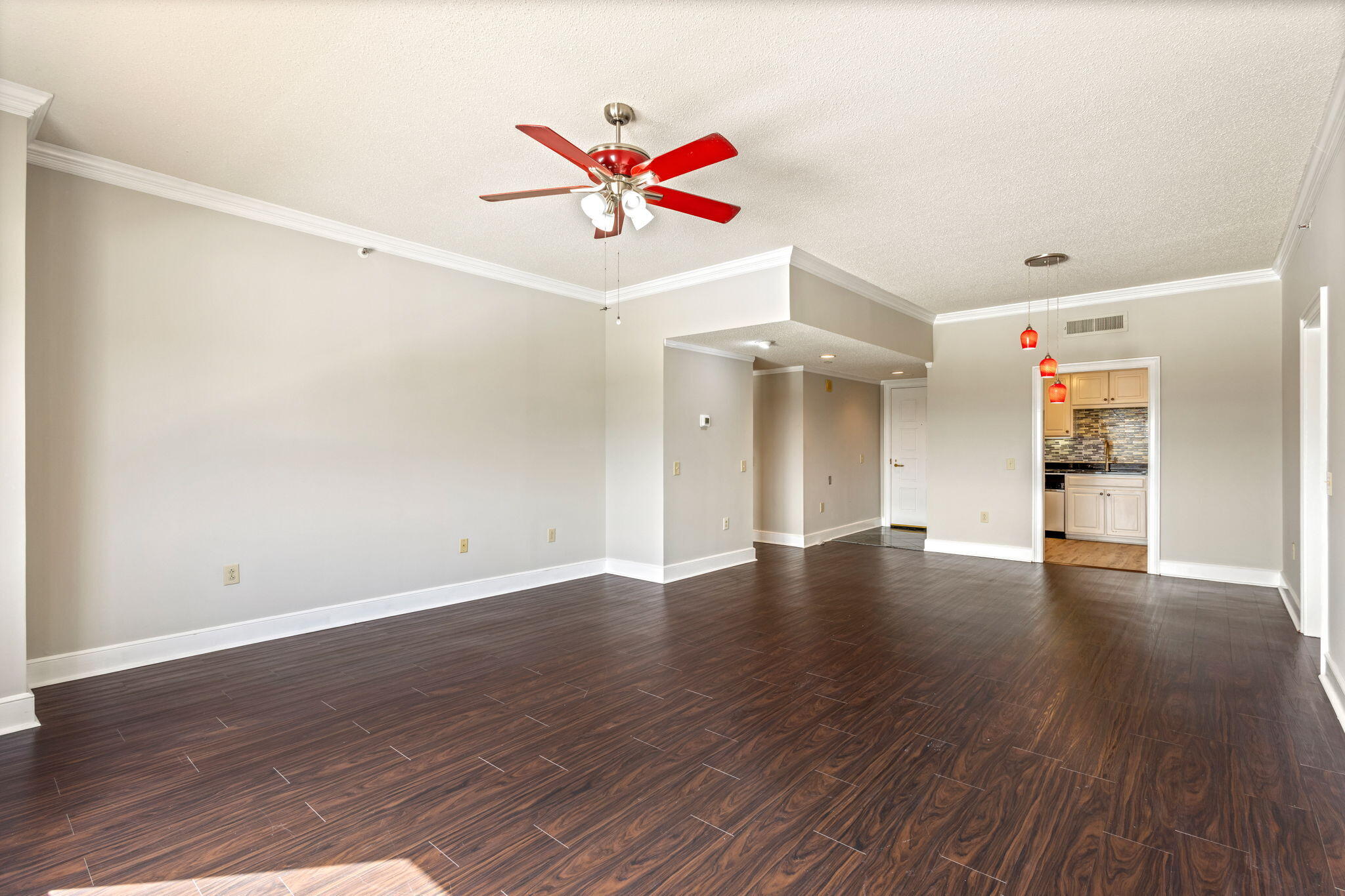 1 7th Street 805 Property Photo 20