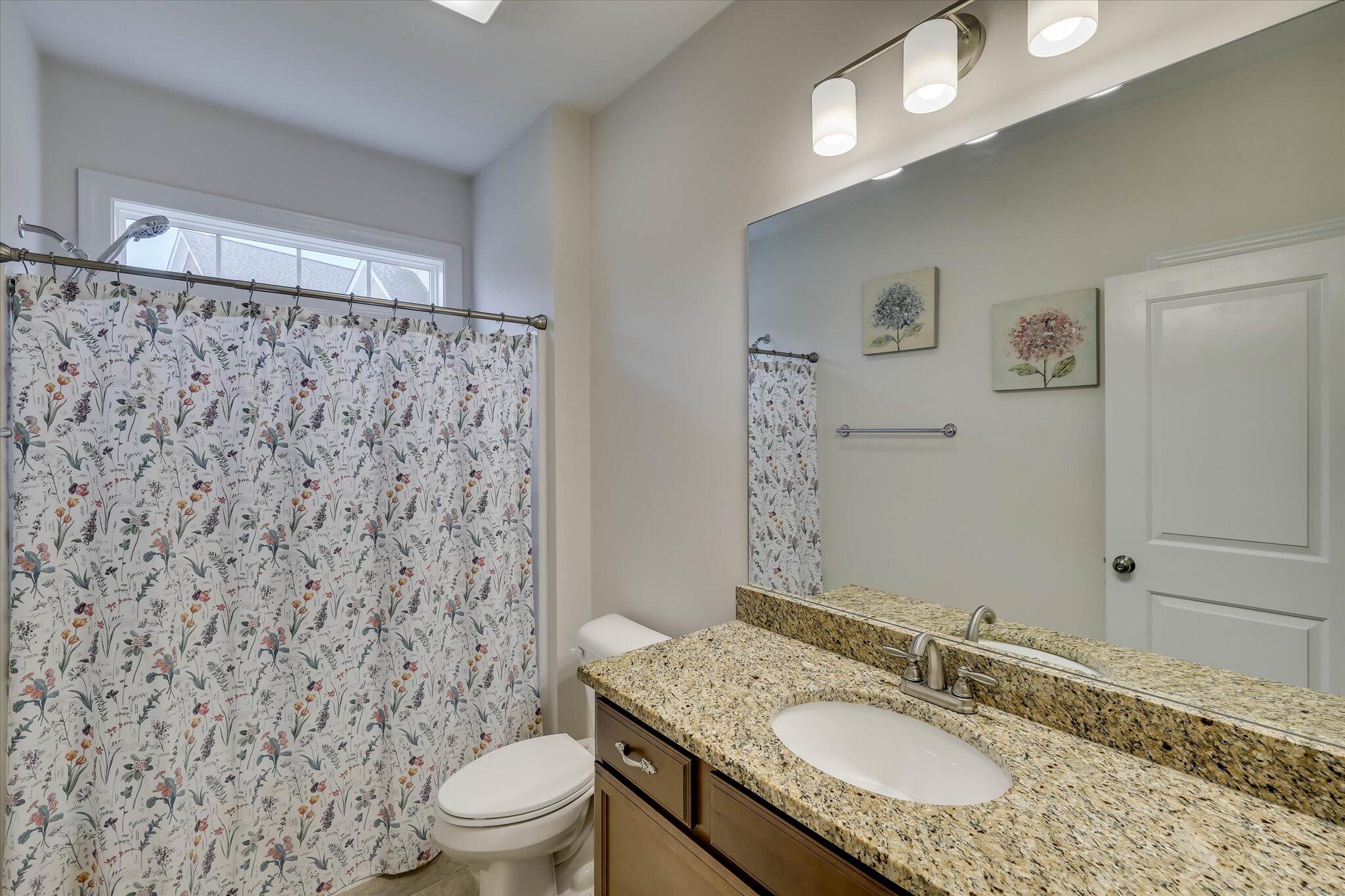 128 Fitzsimmons Drive Property Photo 33