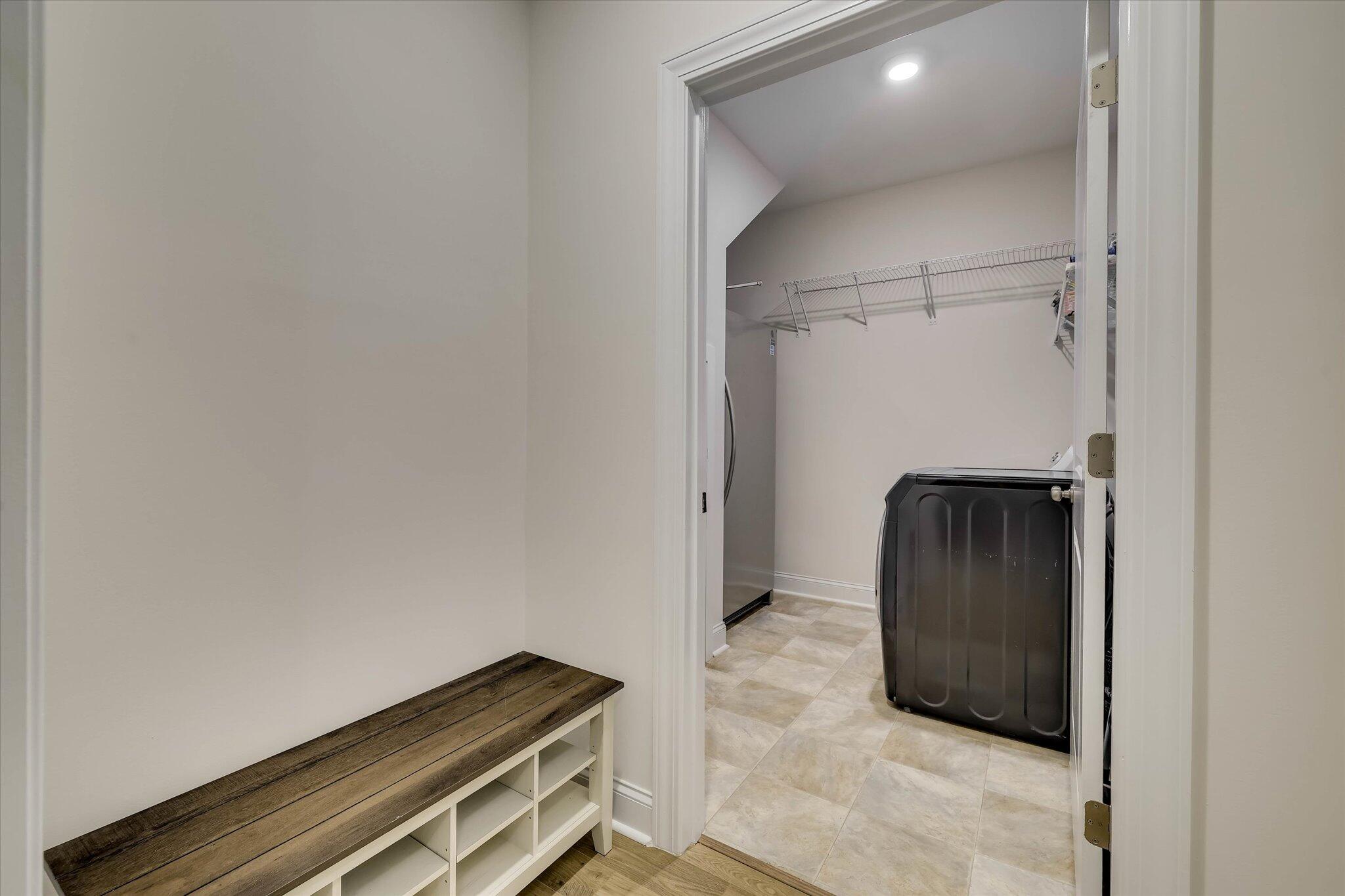 128 Fitzsimmons Drive Property Photo 35