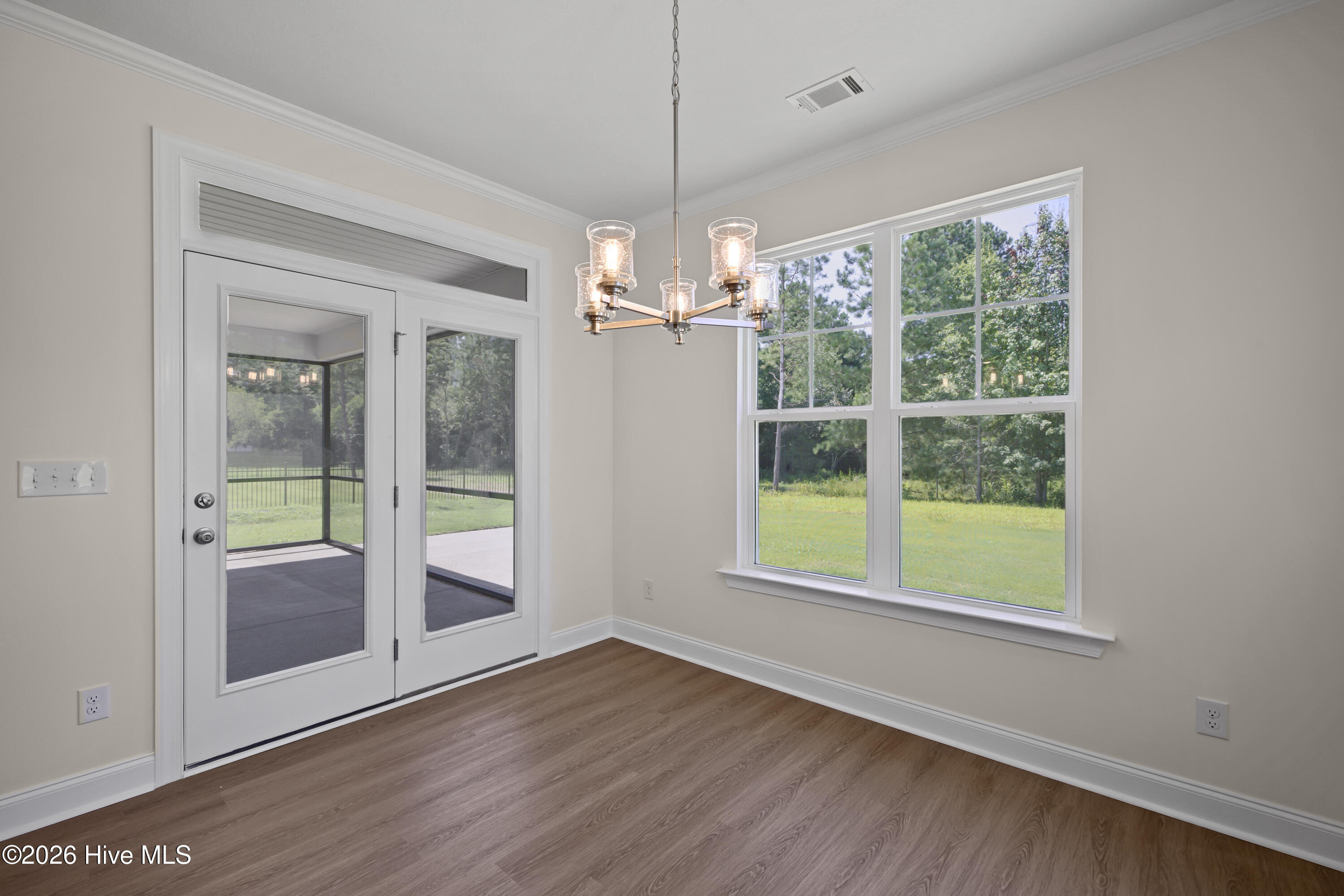 1589 Bellingham Drive Property Photo 33