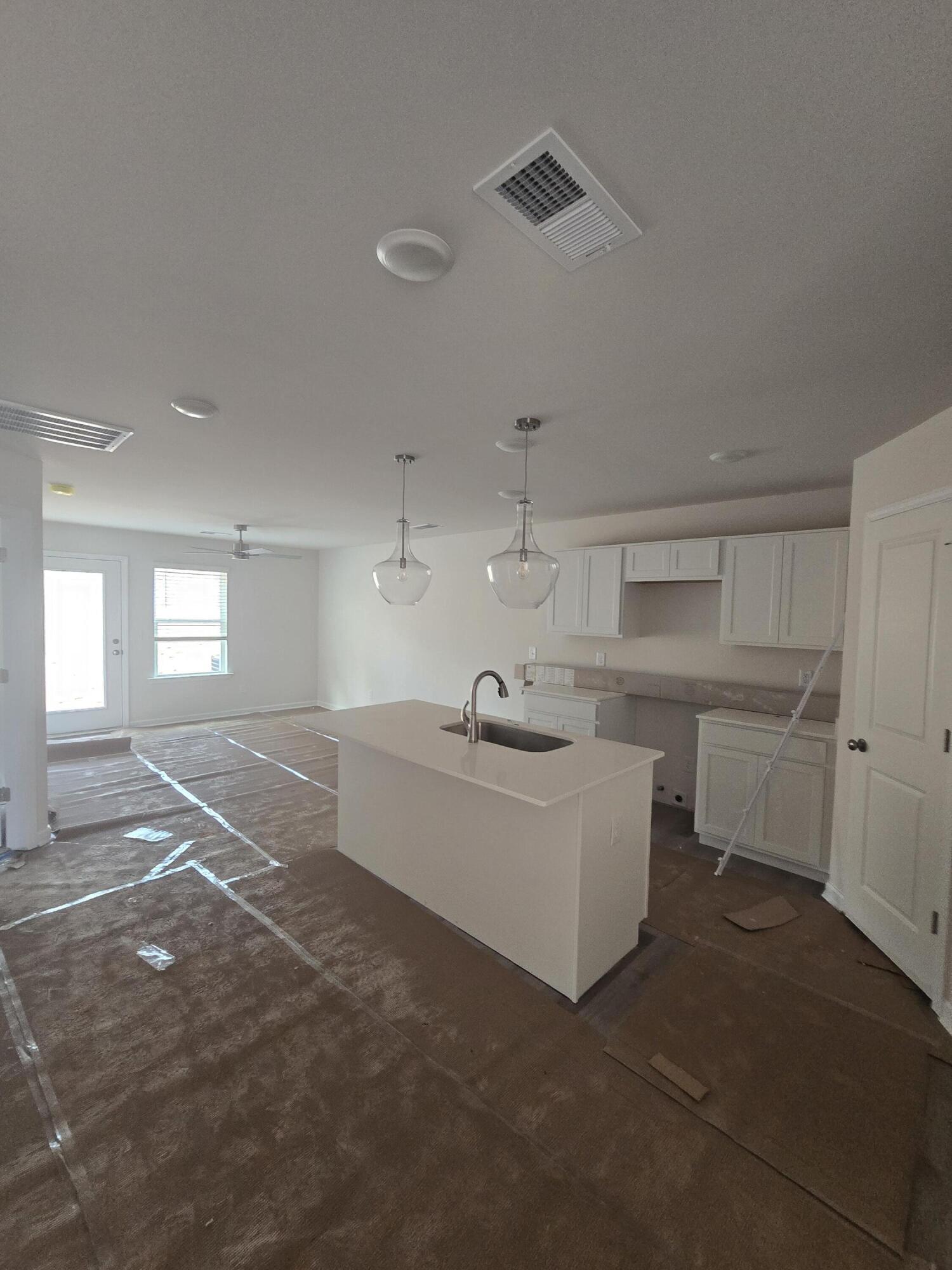 300 Kirkstall Place Property Photo 6