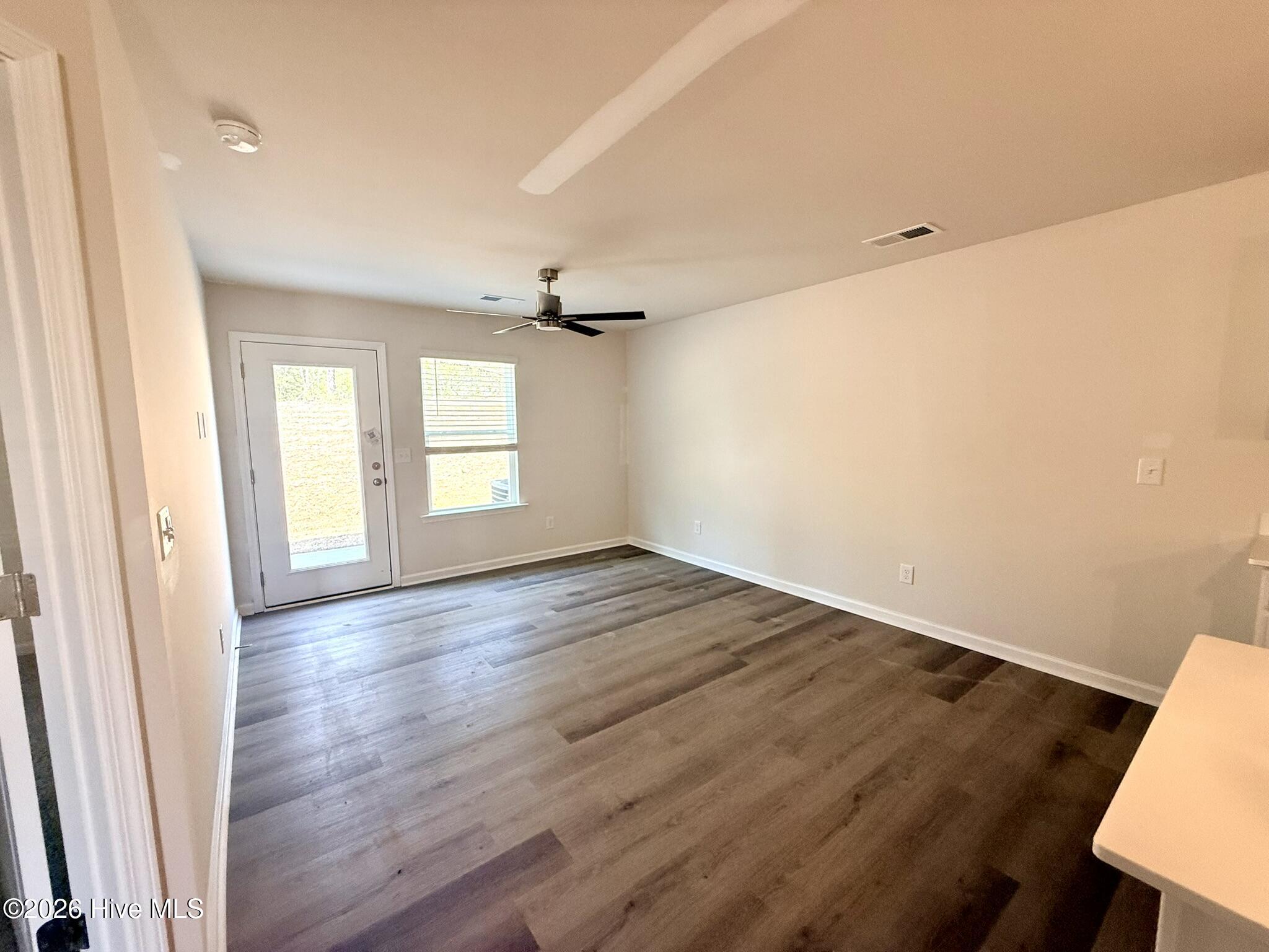 300 Kirkstall Place Property Photo 7