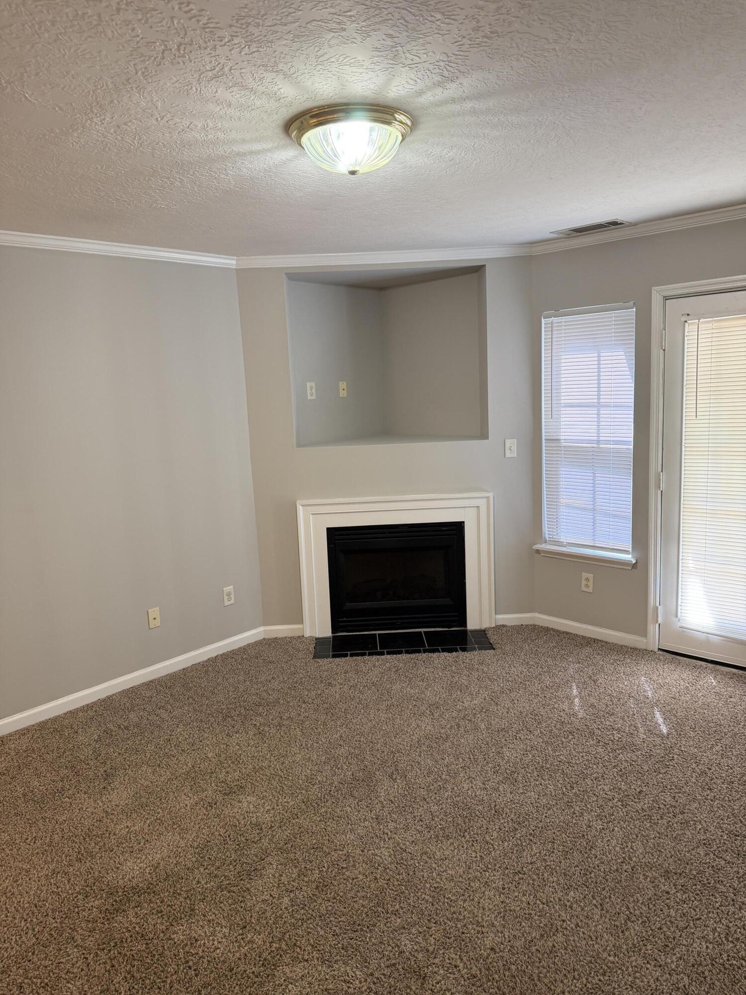 124 Brittany Way Property Photo 3