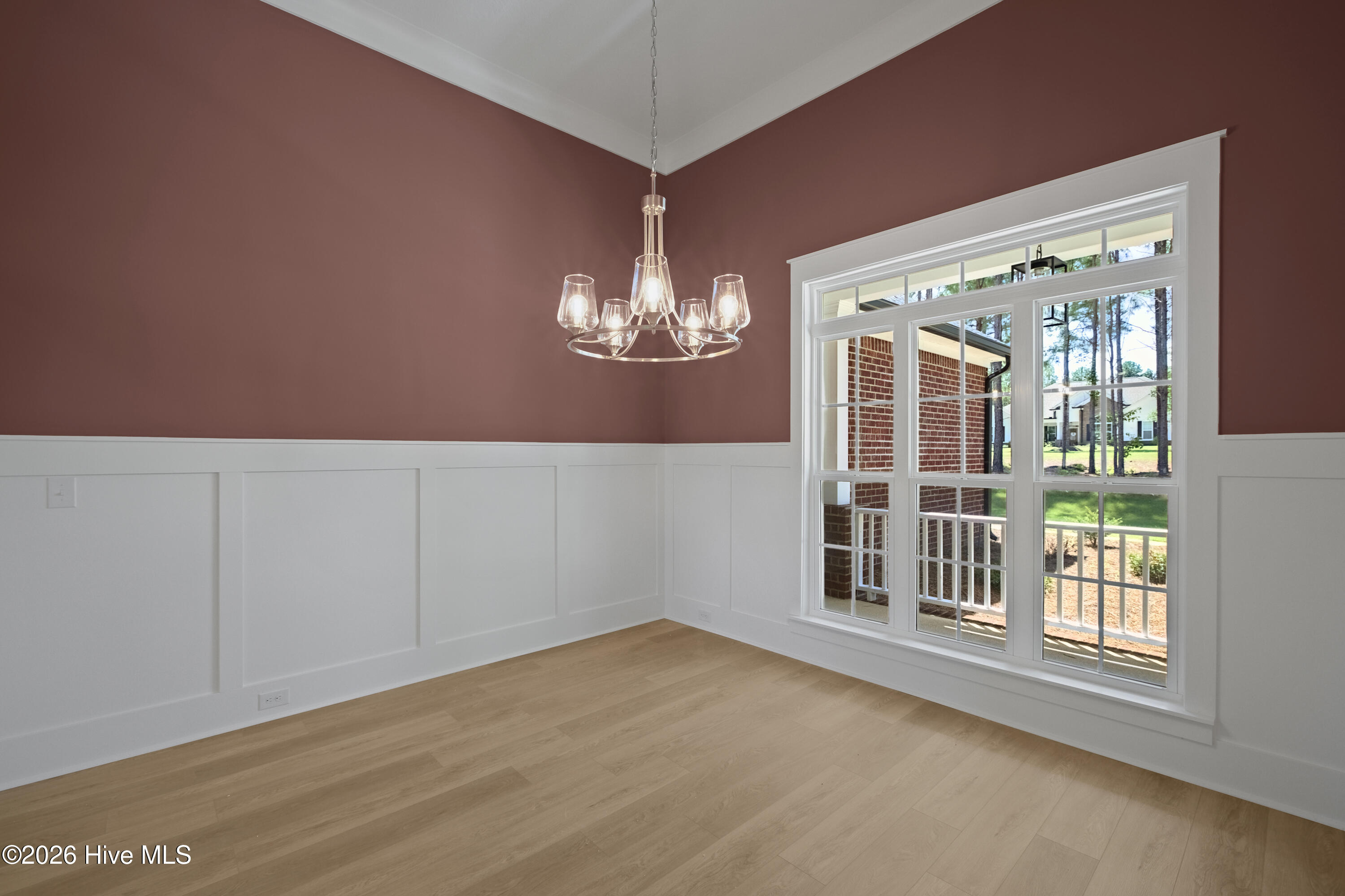 1096 Bellingham Drive Property Photo 13