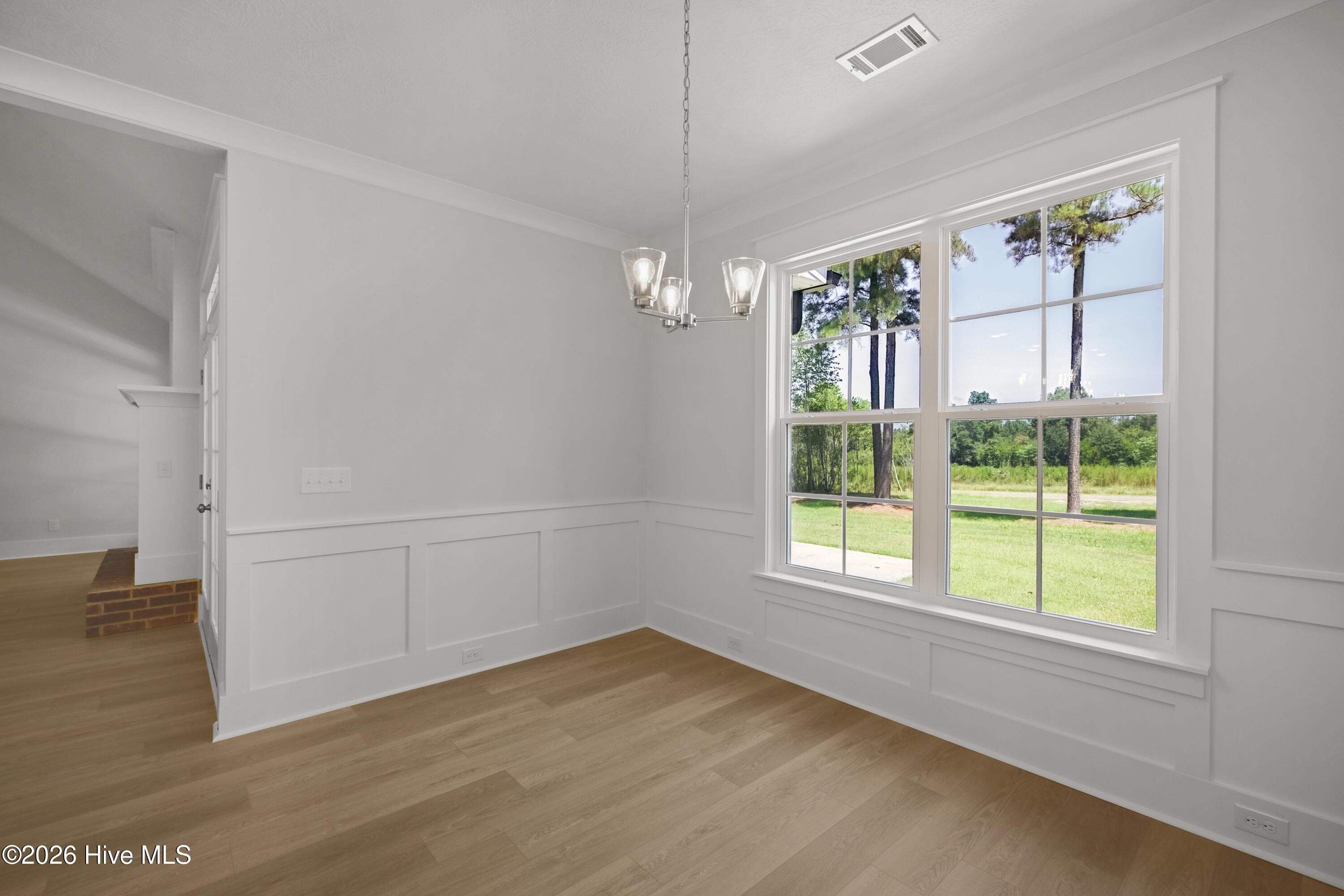 1096 Bellingham Drive Property Photo 35