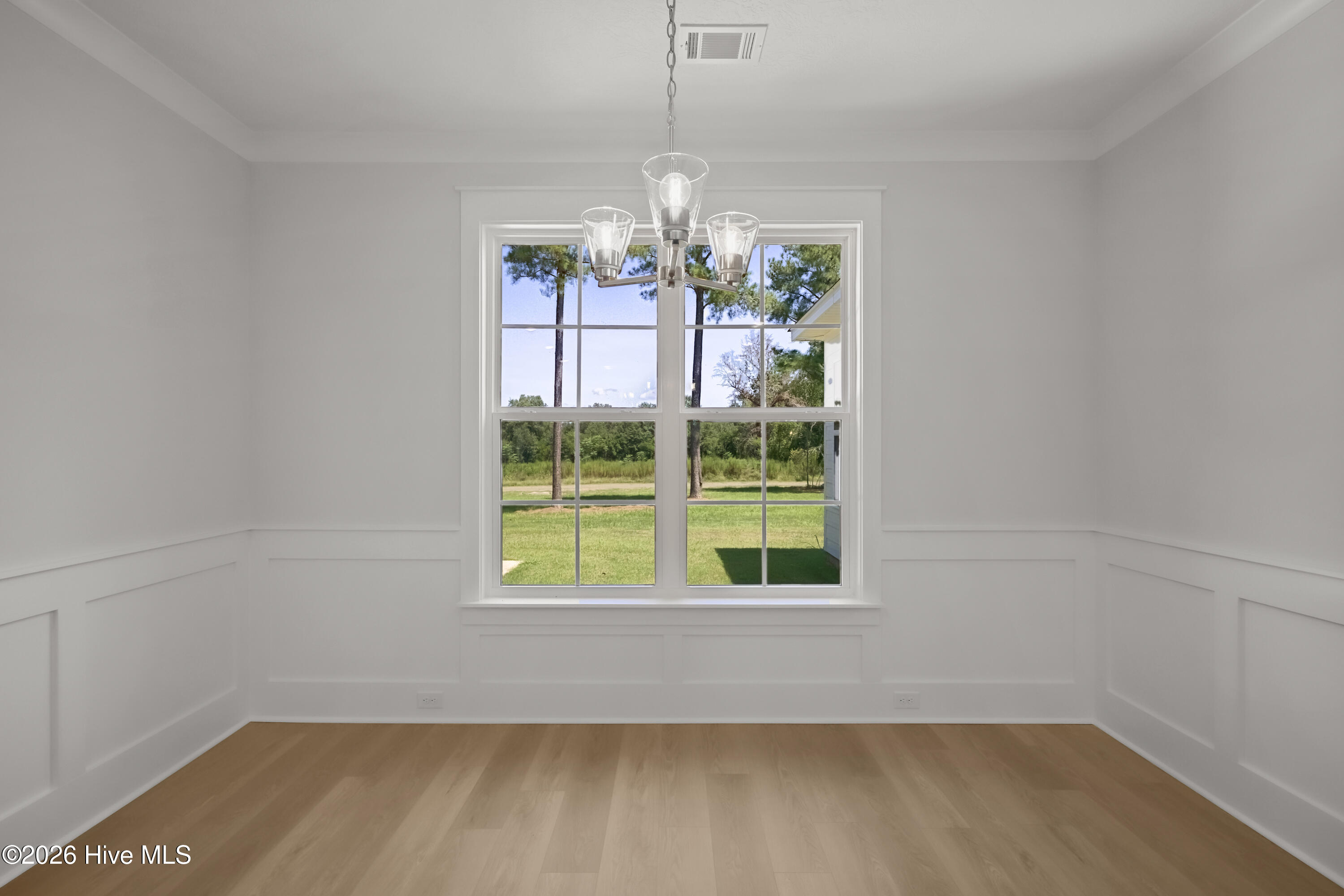 1096 Bellingham Drive Property Photo 36