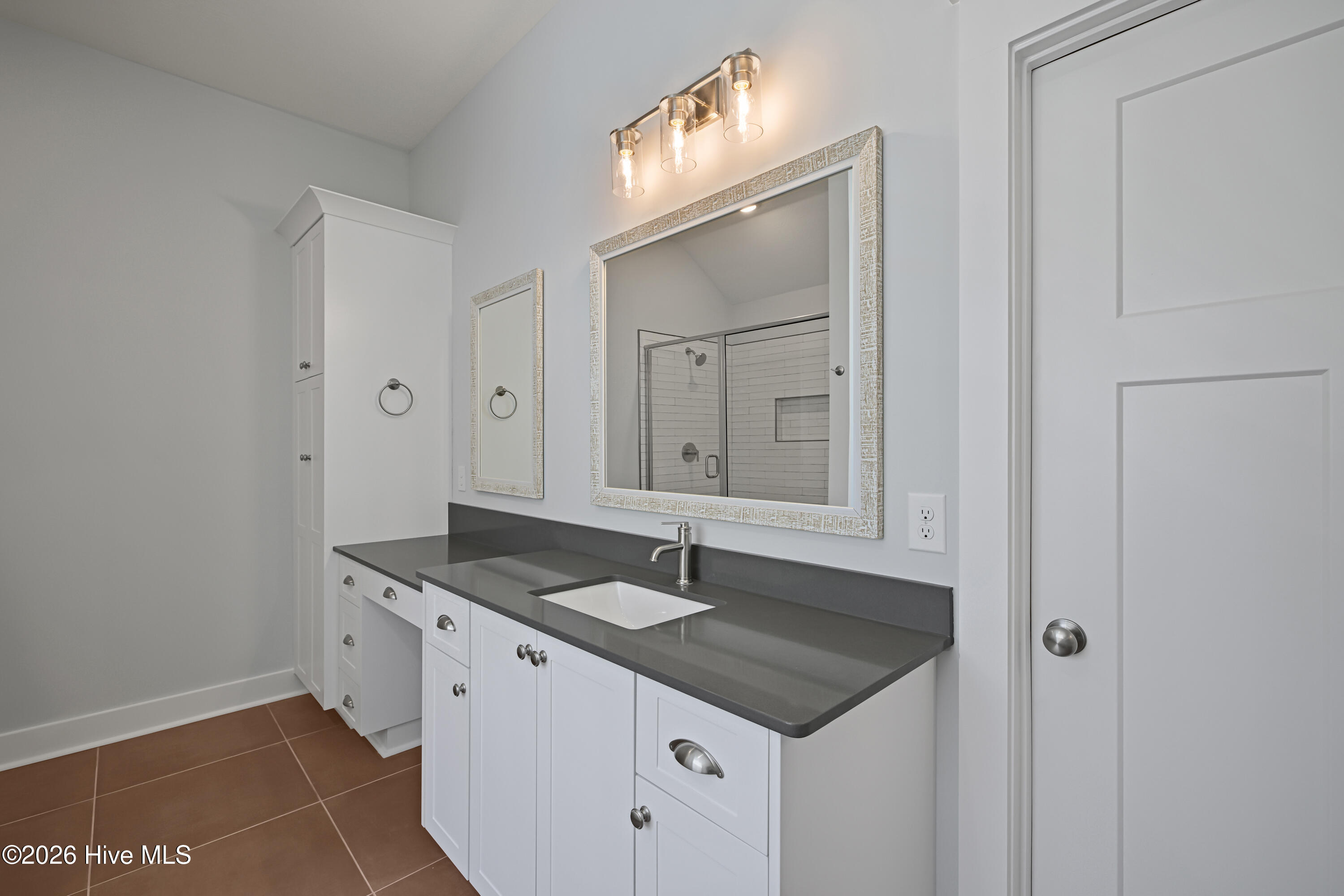 1096 Bellingham Drive Property Photo 44
