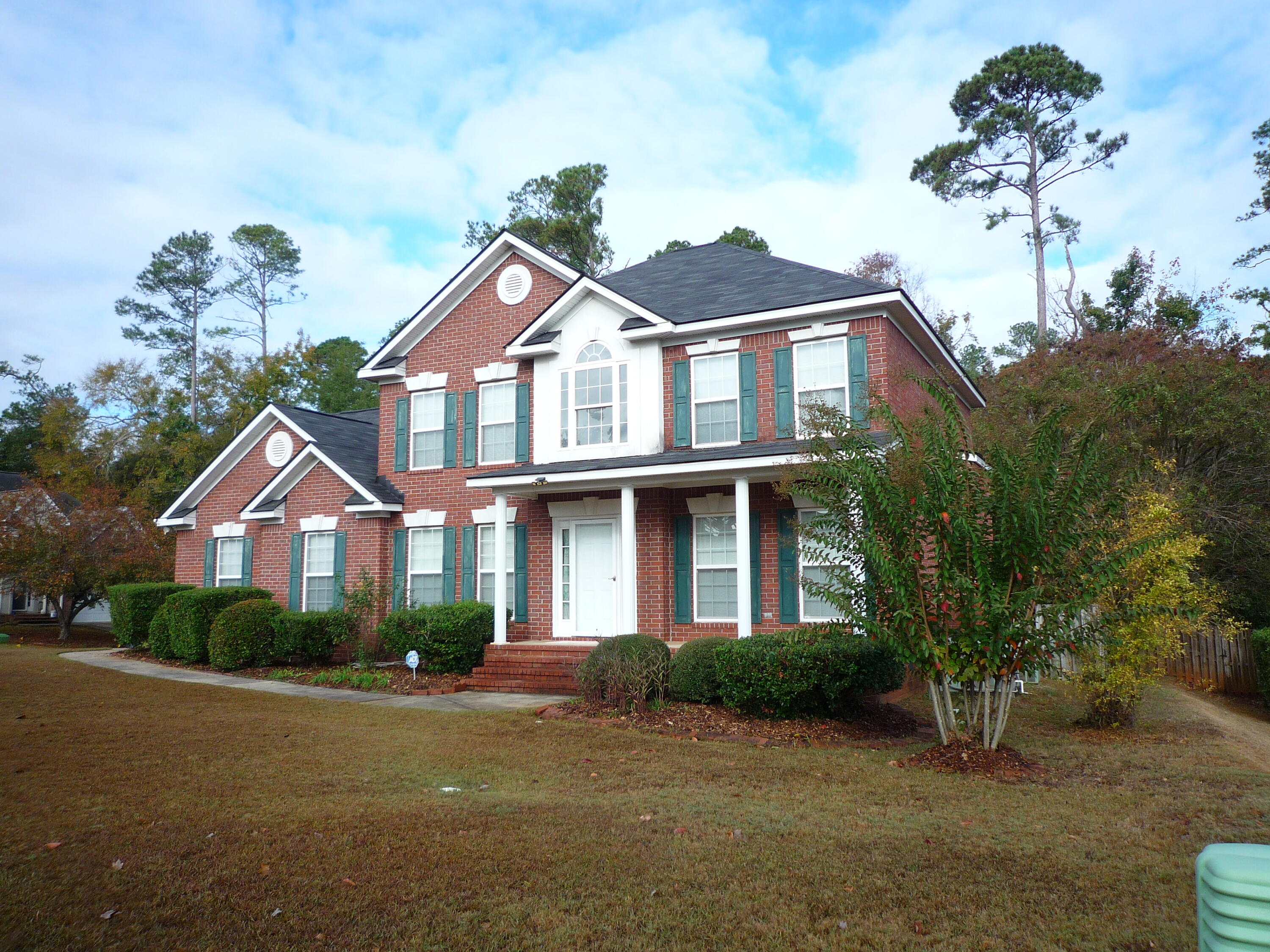 4045 Dowling Drive Property Photo 2