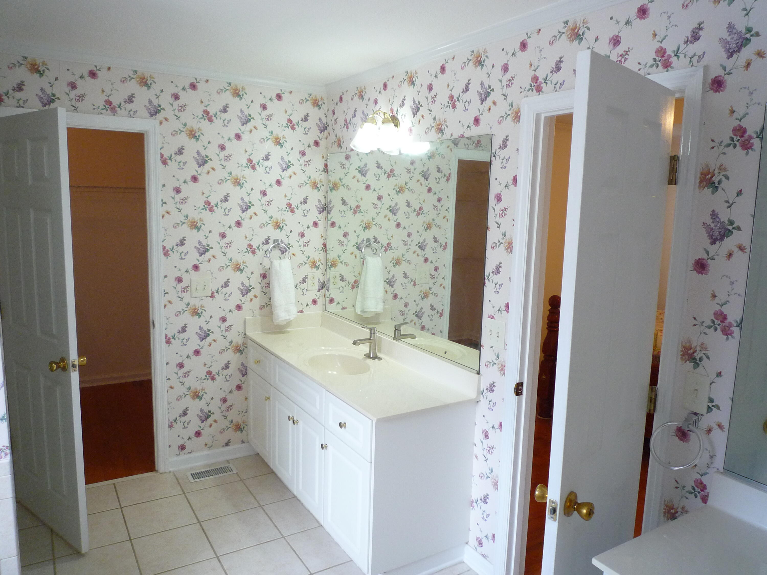 4045 Dowling Drive Property Photo 19