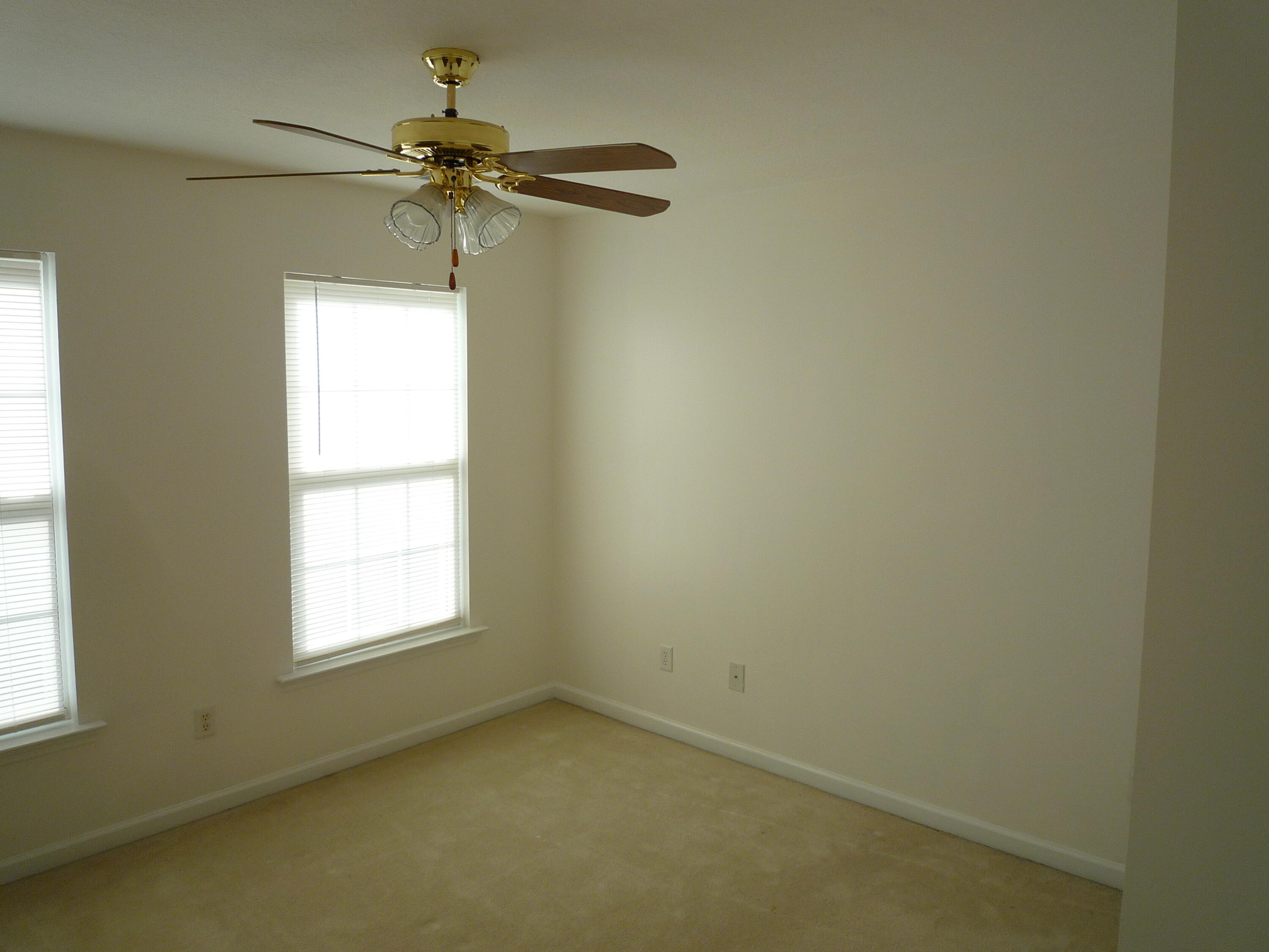 4045 Dowling Drive Property Photo 23