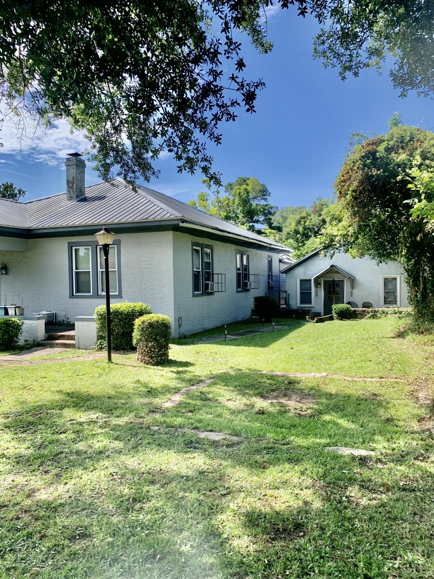 1712 Central Avenue Property Photo 7