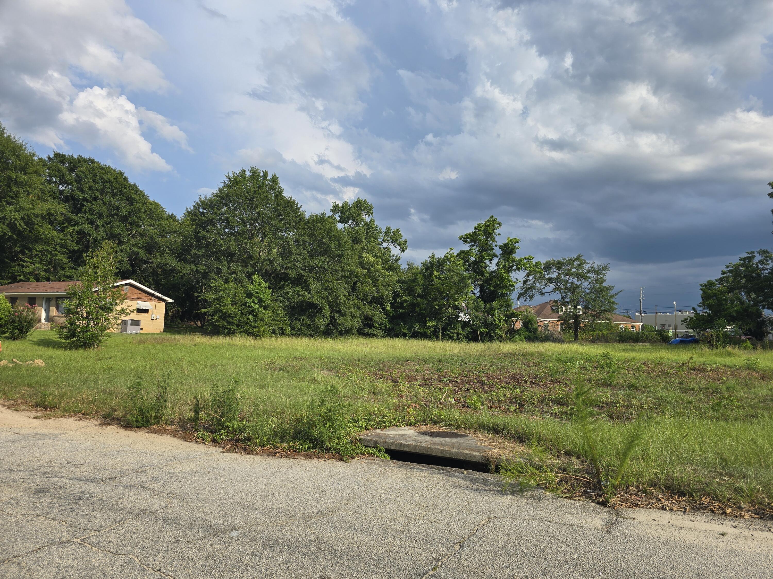 1402 Marks Church Road Property Photo 3