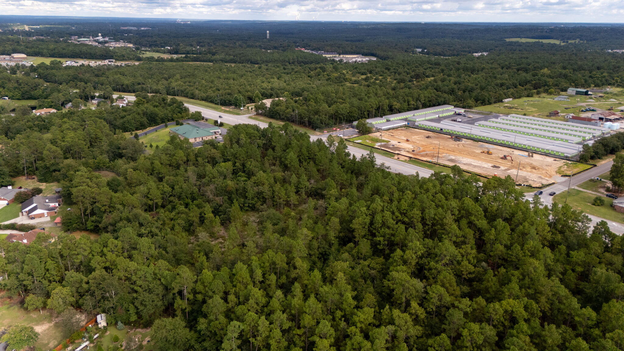 2375 Tobacco Road Property Photo 6