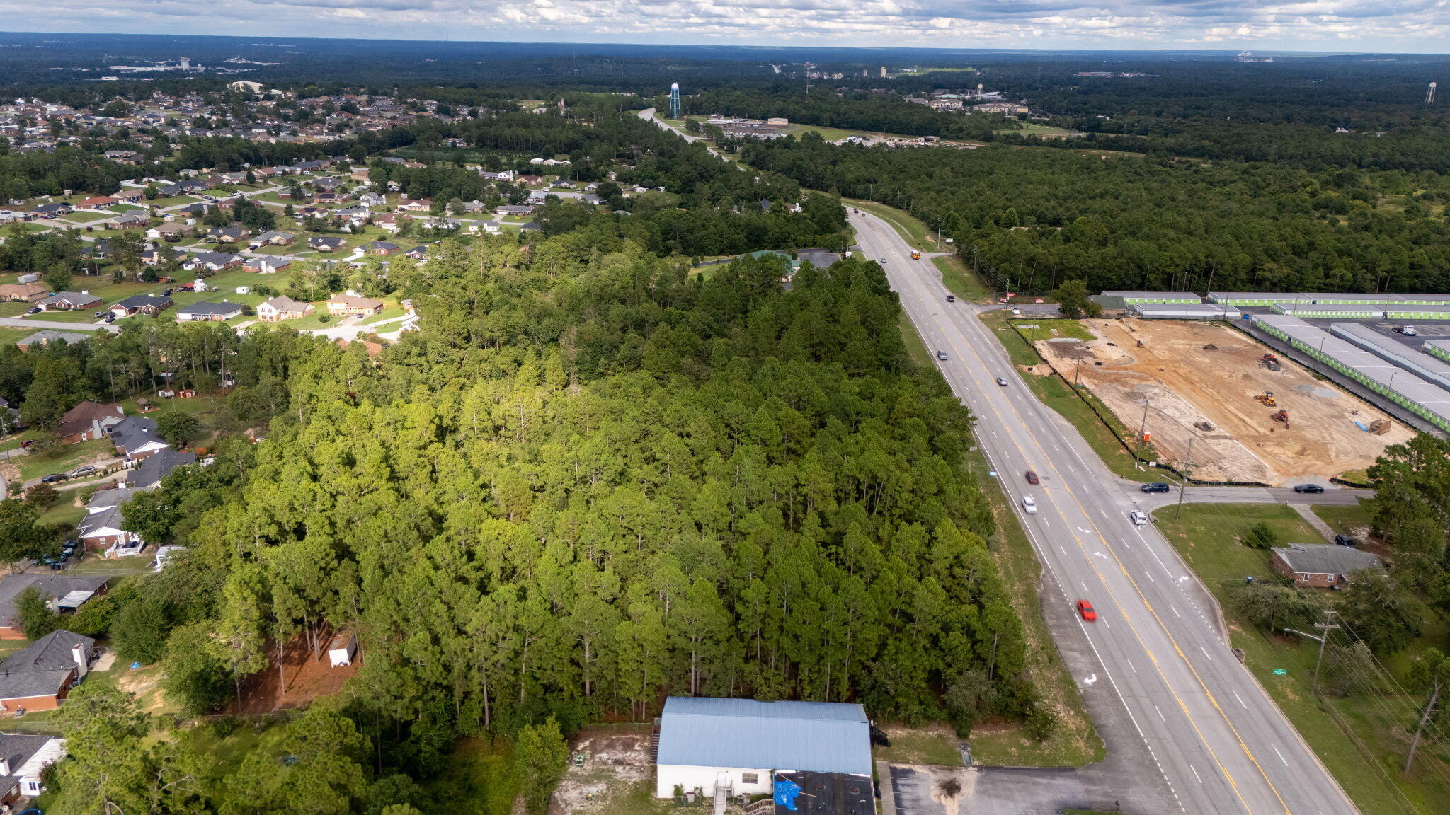 2375 Tobacco Road Property Photo 7
