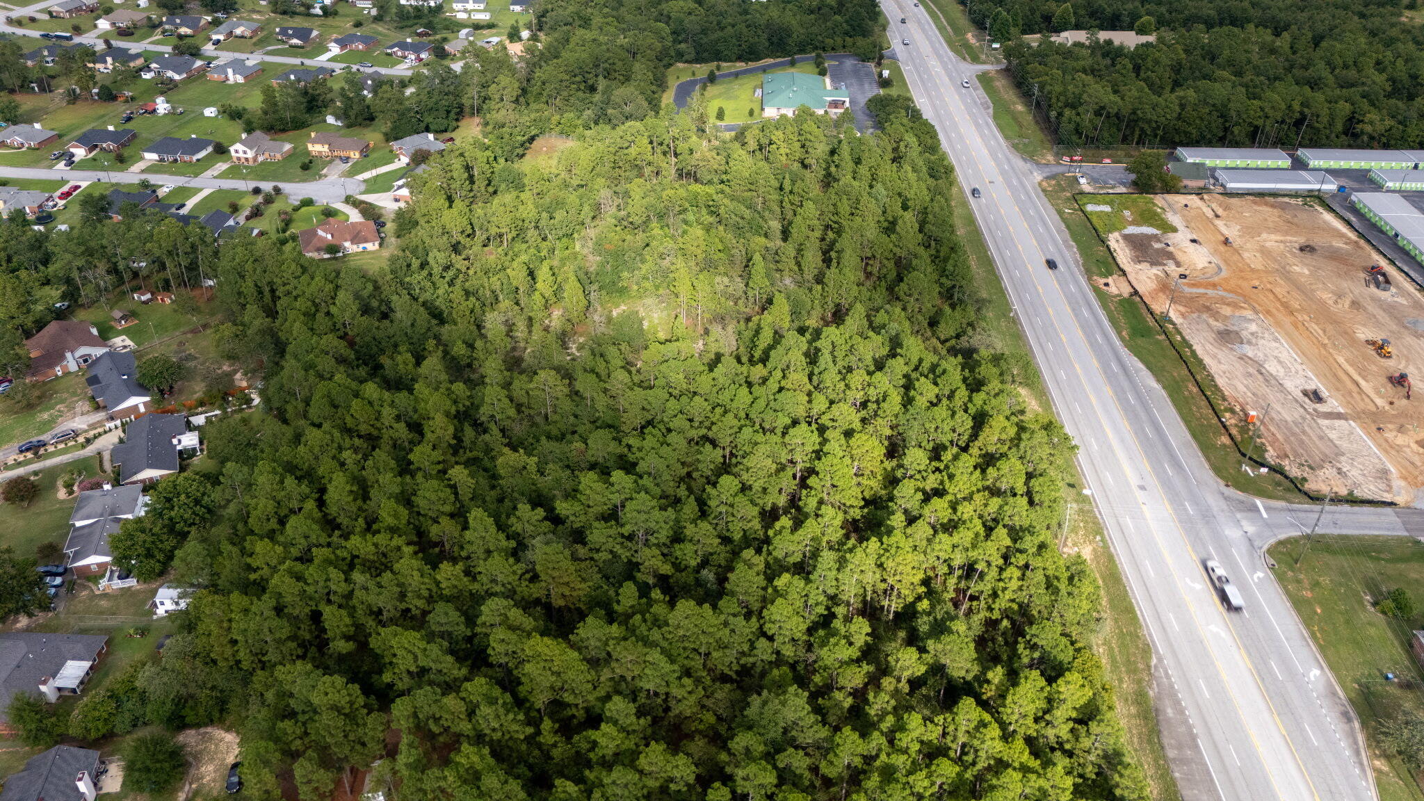 2375 Tobacco Road Property Photo 8