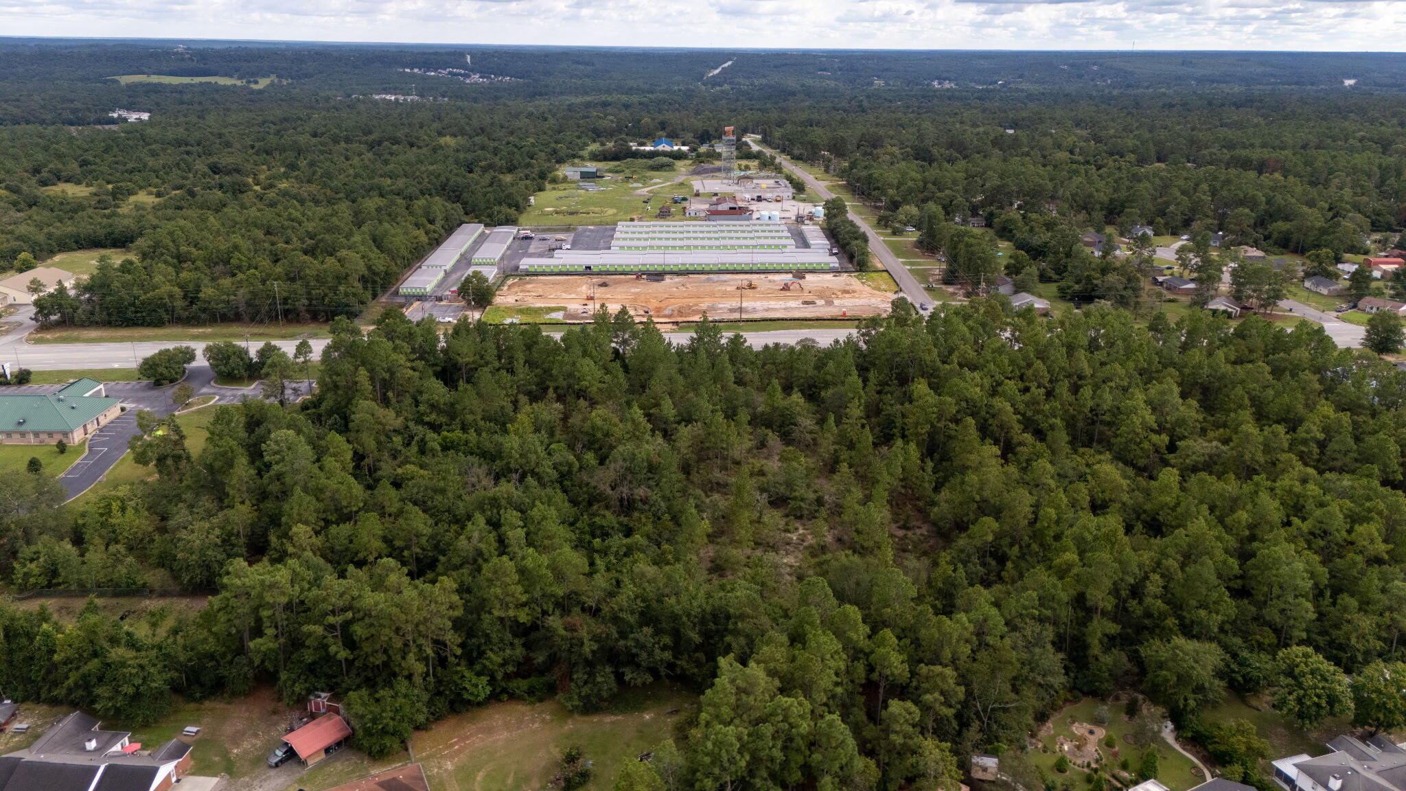 2377 Tobacco Road Property Photo 4