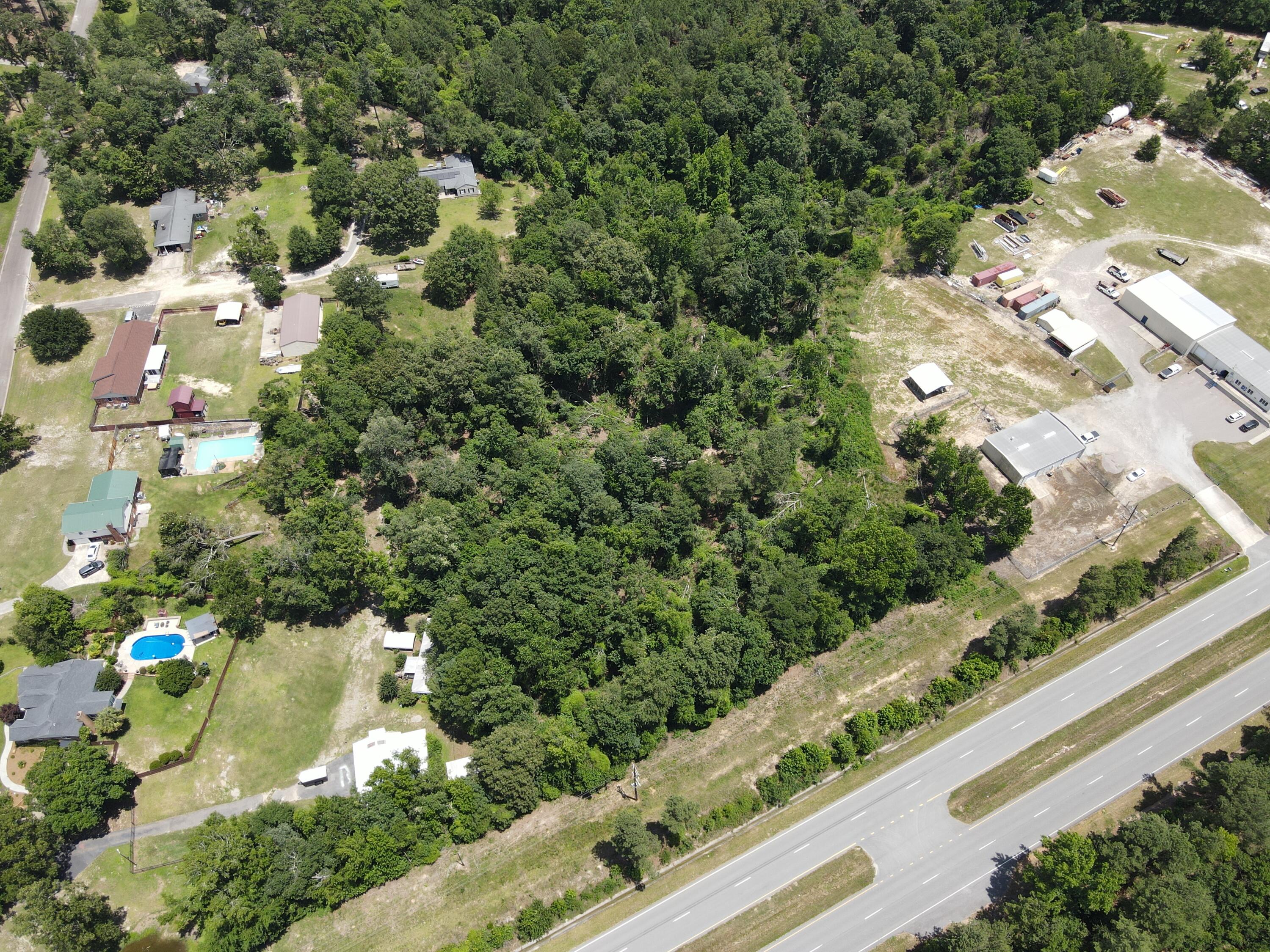 00 Atomic Road Property Photo 3