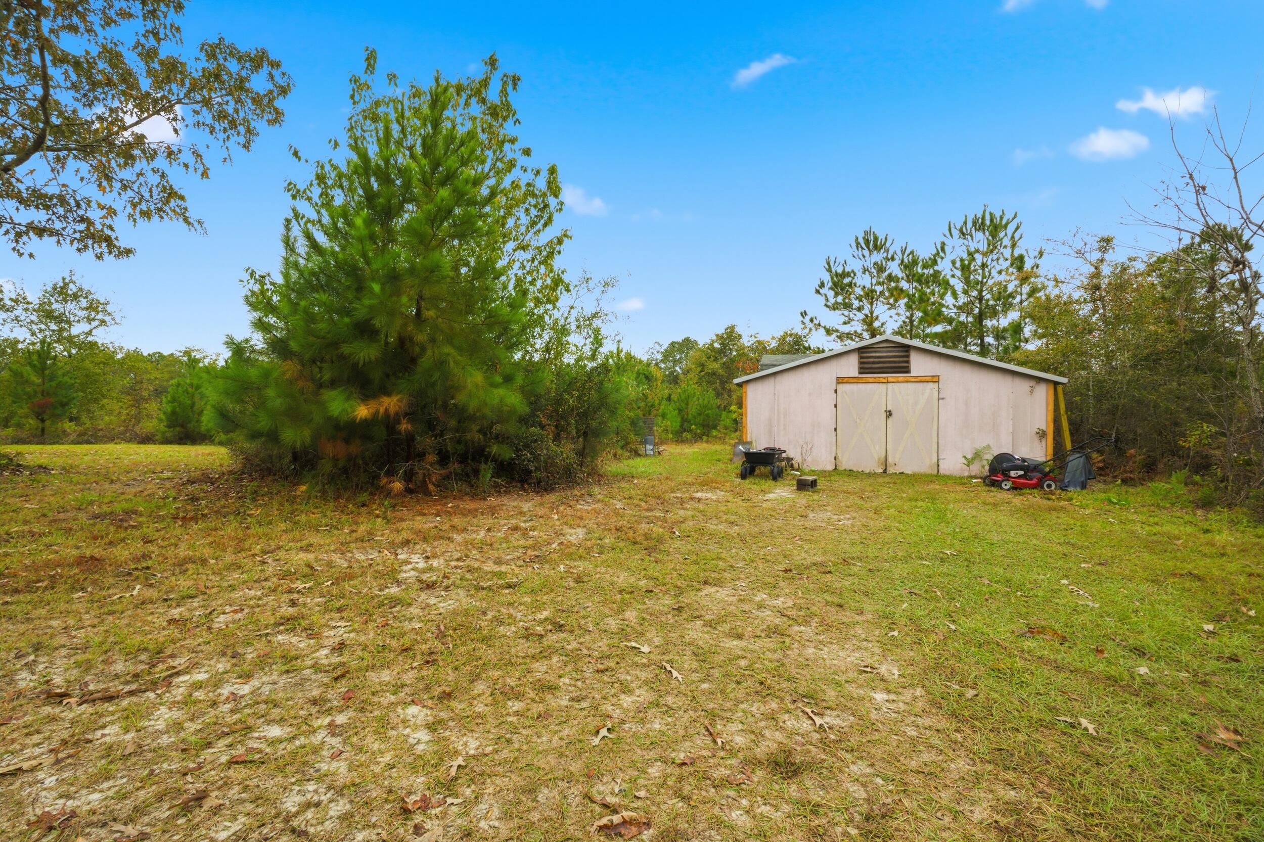 2427 B Wire Road Property Photo 5