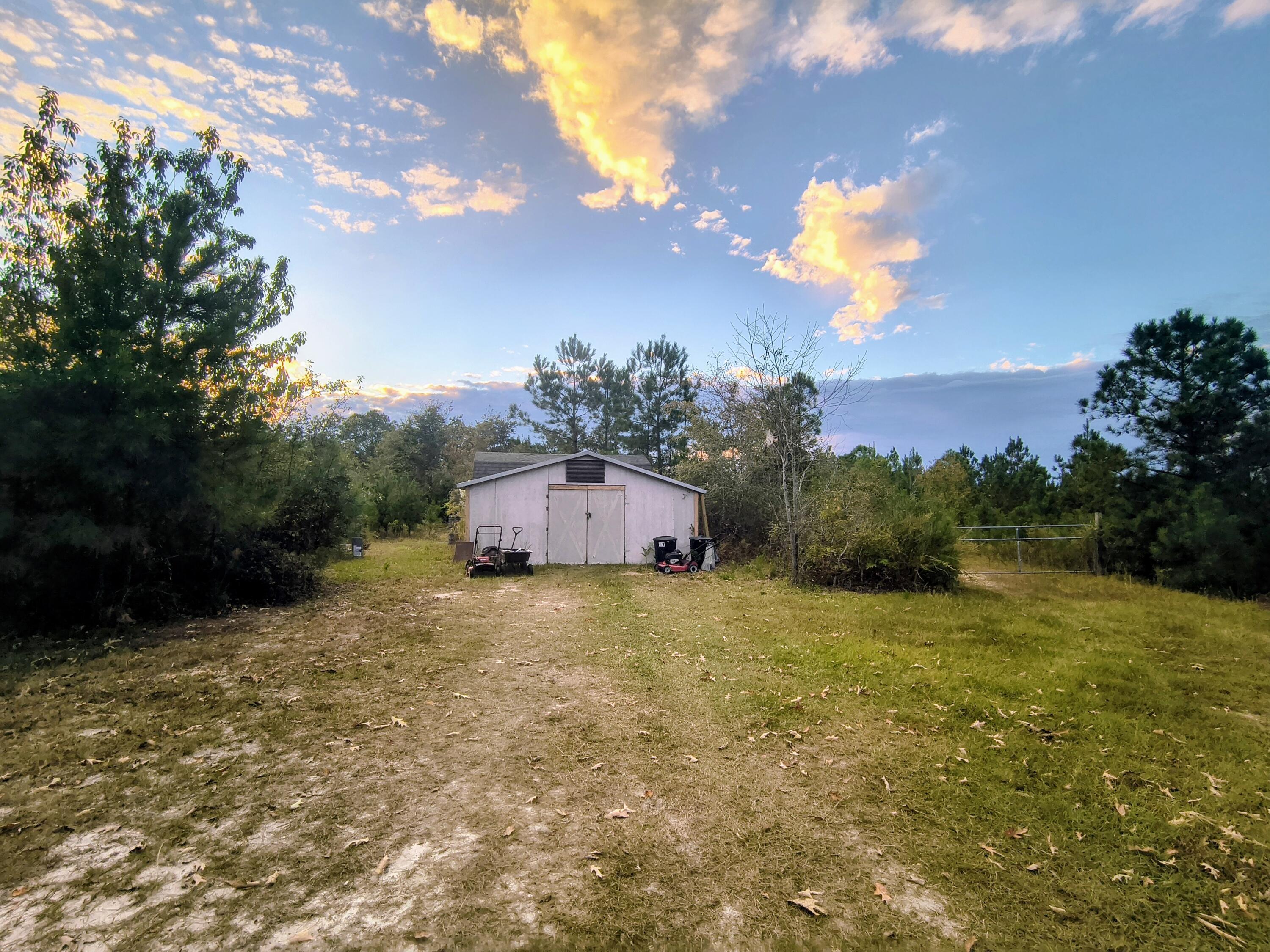 2427 B Wire Road Property Photo 6
