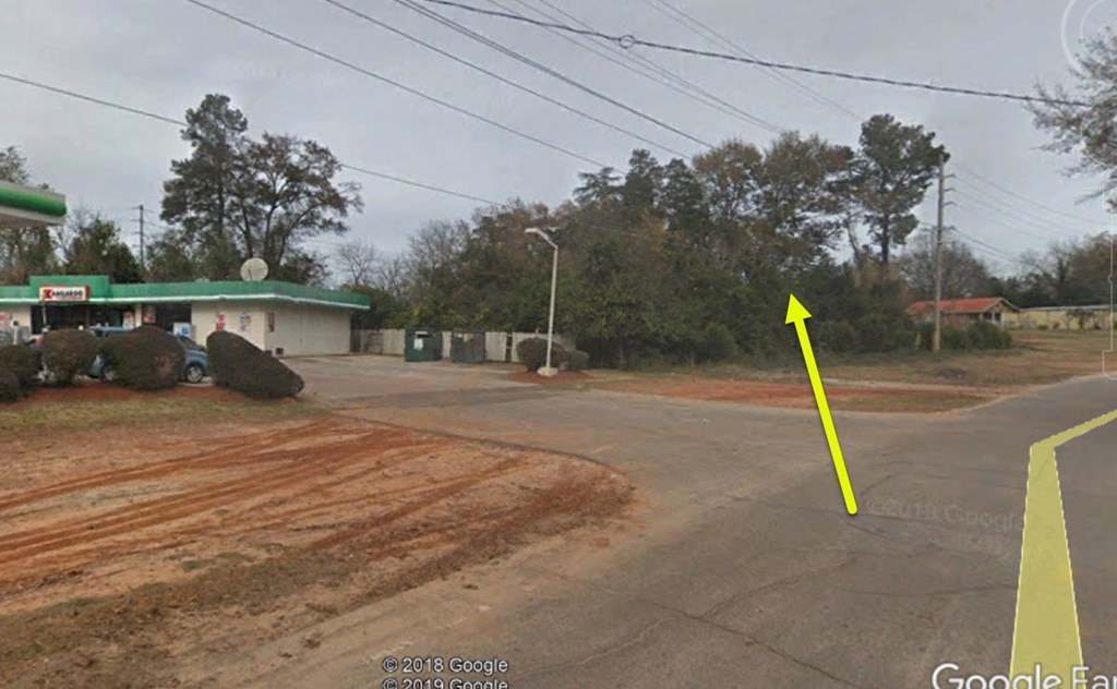 401 Edgefield Road Property Photo 4