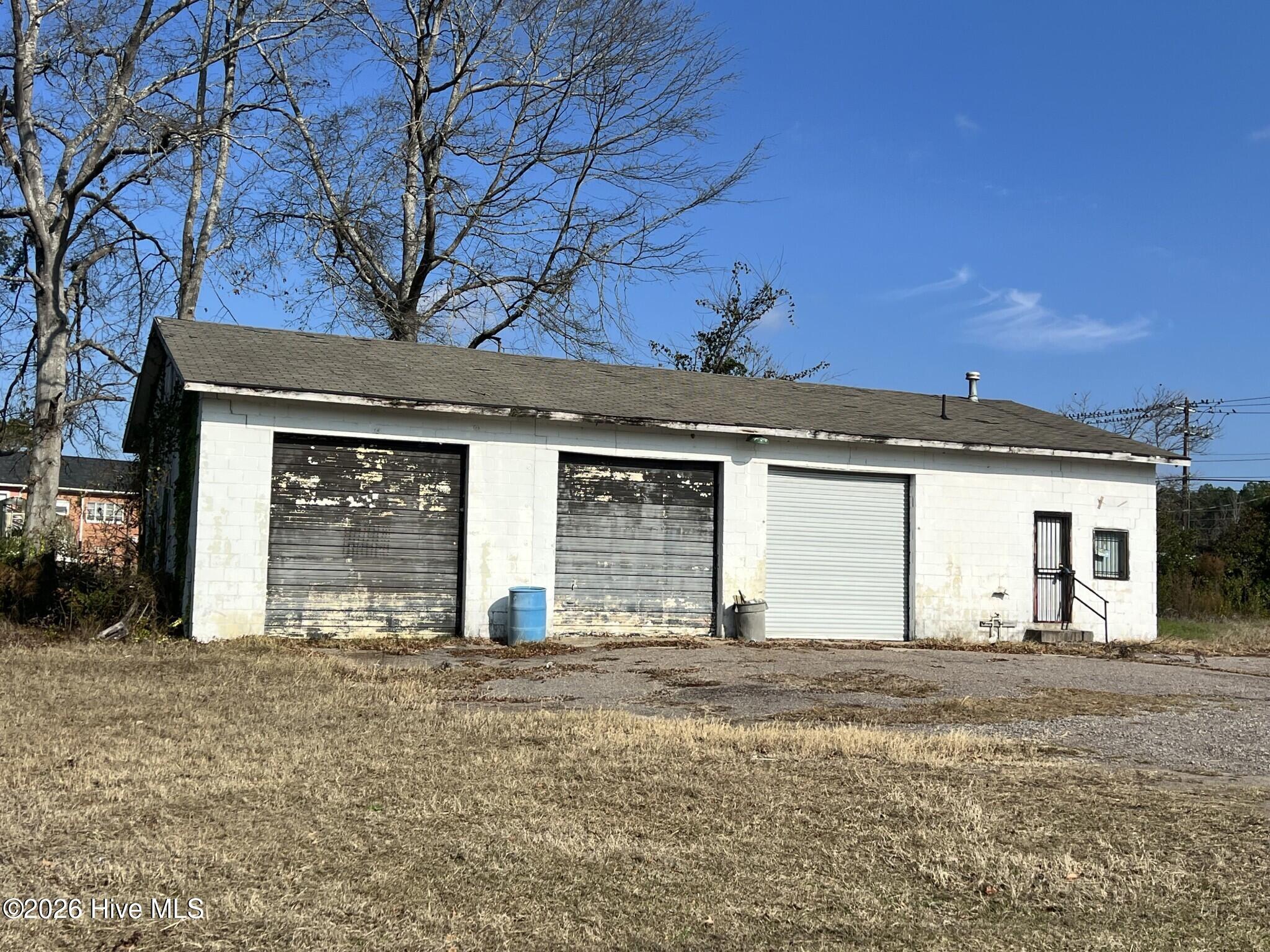2687 Barton Chapel Road Property Photo 1
