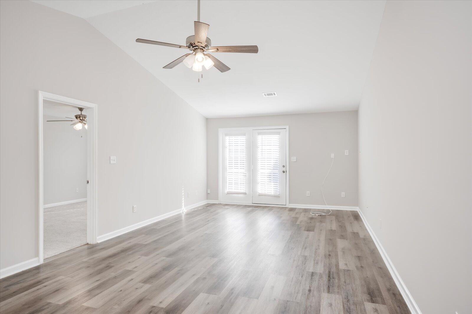 1216 Longpoint Drive Property Photo 6