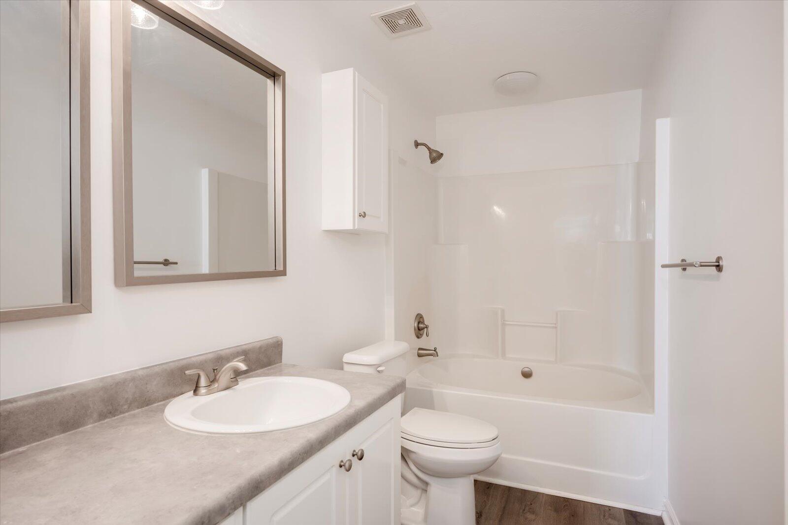 1216 Longpoint Drive Property Photo 12