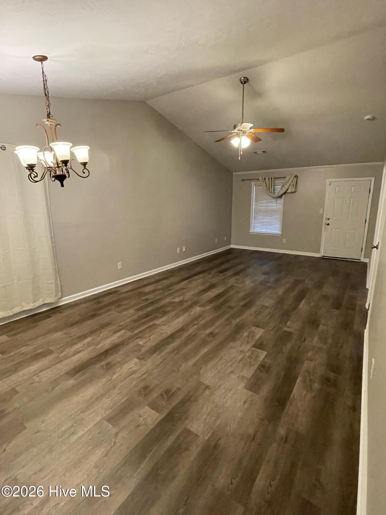 1615 Emma Street Property Photo 5