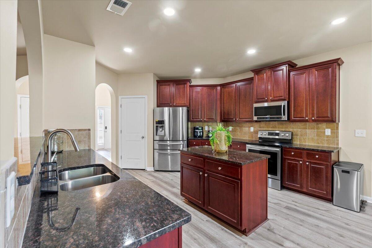 2017 Willhaven Drive Property Photo 13