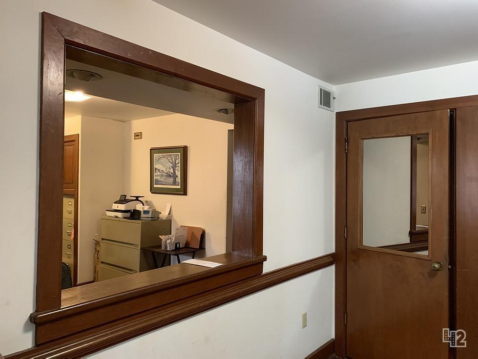 429 Walker Street B-5 Property Photo 5