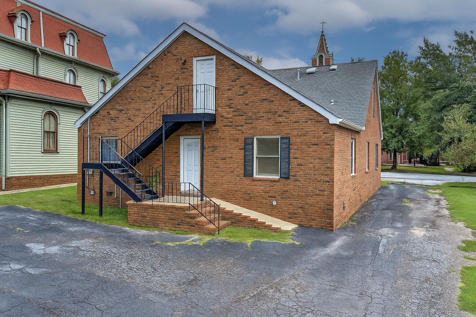 436 Greene Street B Property Photo 2