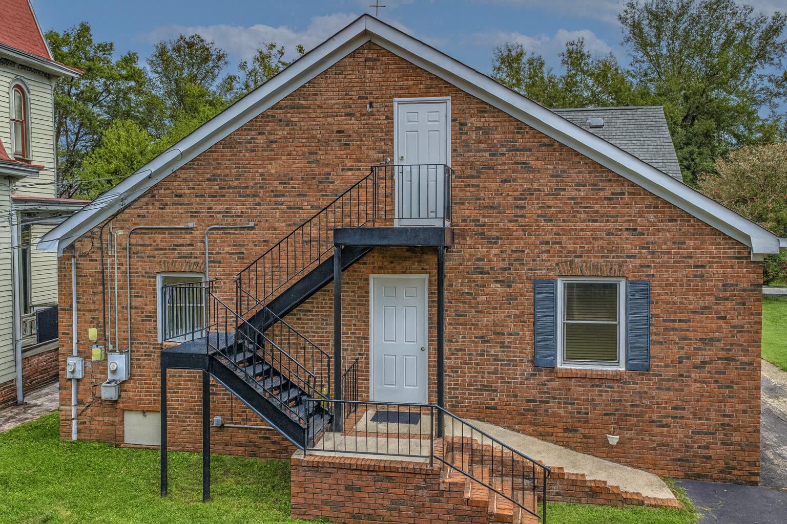 436 Greene Street B Property Photo 4
