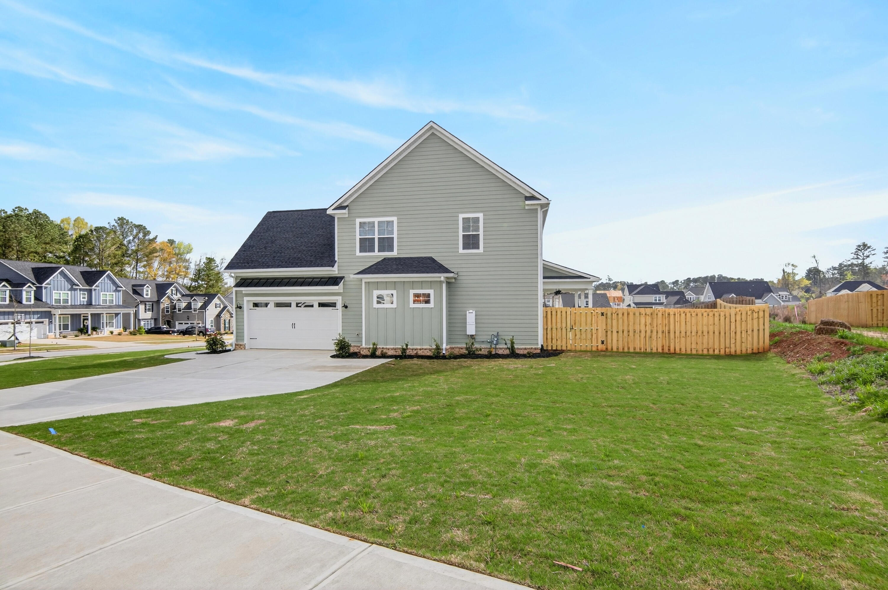 667 River Oaks Lane Property Photo 4