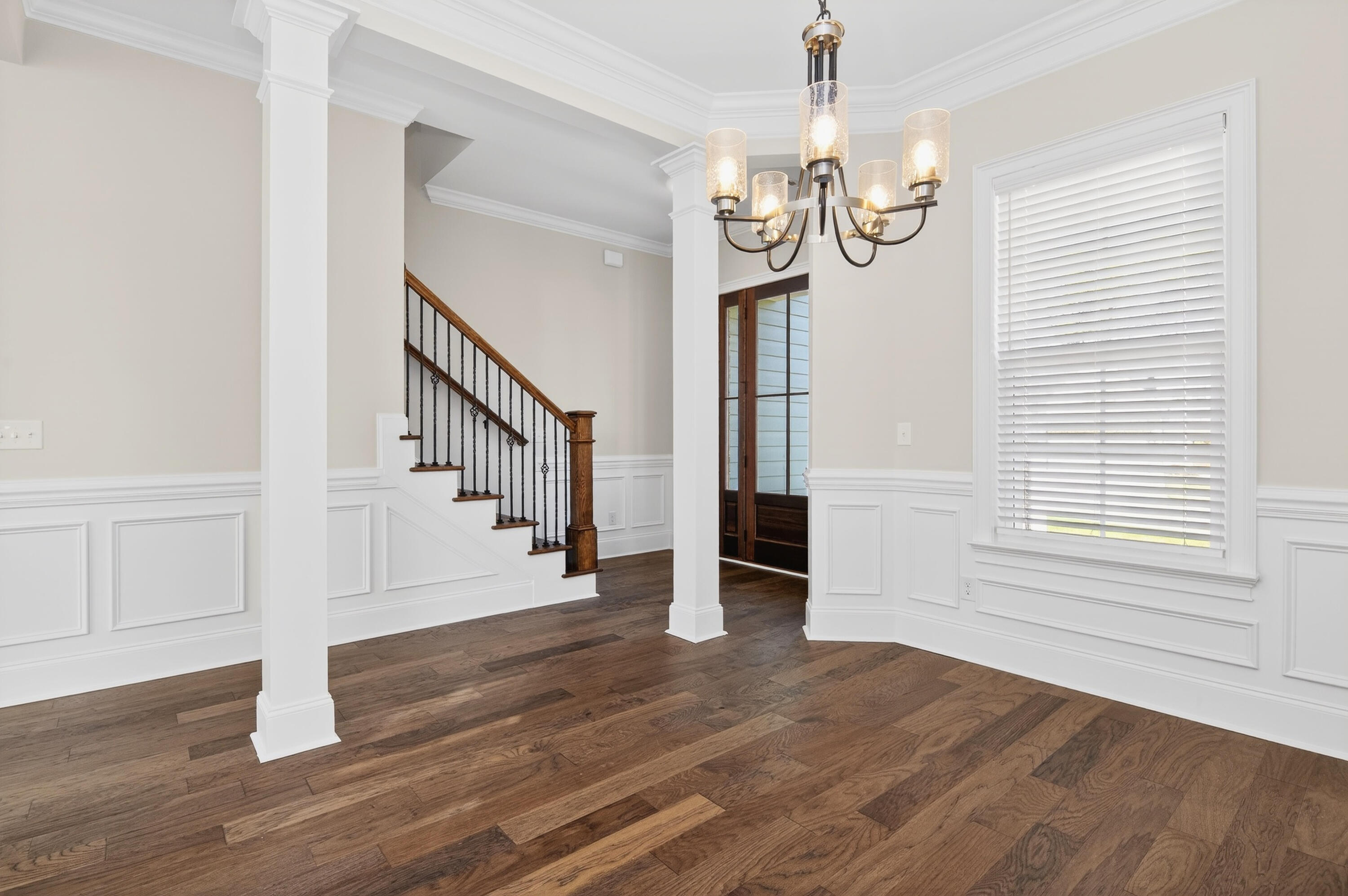 667 River Oaks Lane Property Photo 8