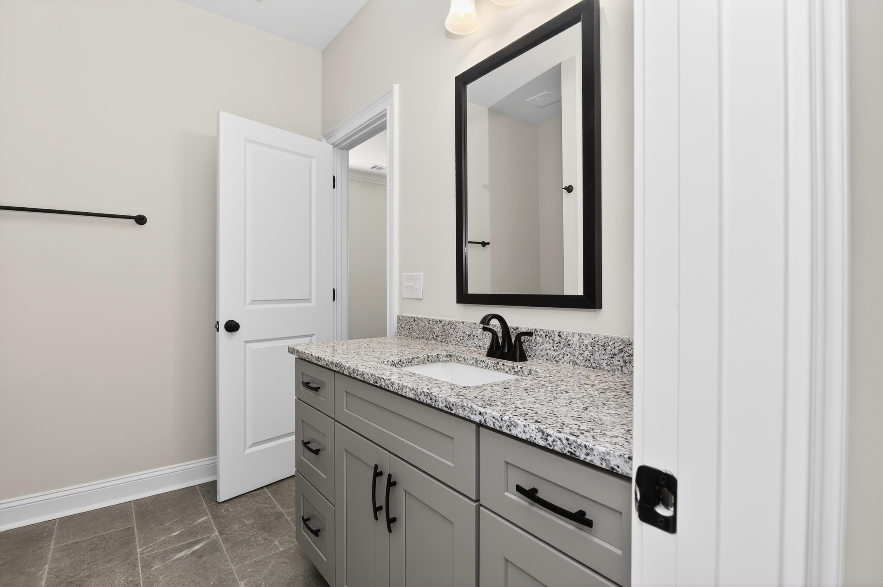 667 River Oaks Lane Property Photo 40