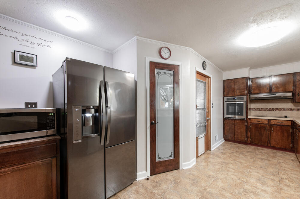 3215 Colonial Drive Property Photo 7