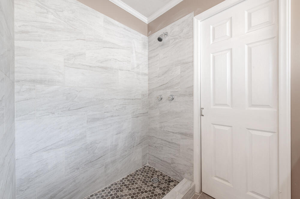 3215 Colonial Drive Property Photo 15