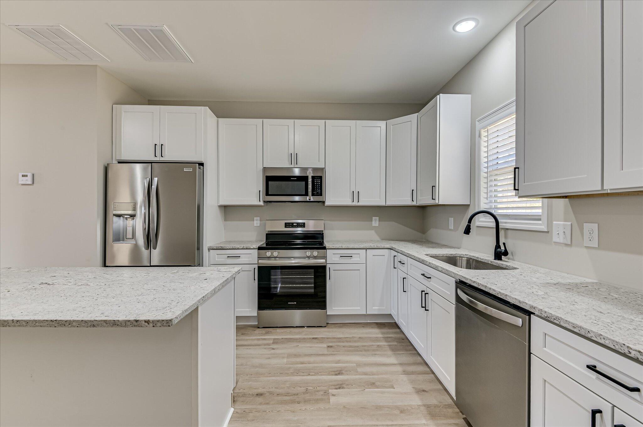 1590 Lee Beard Way Property Photo 15