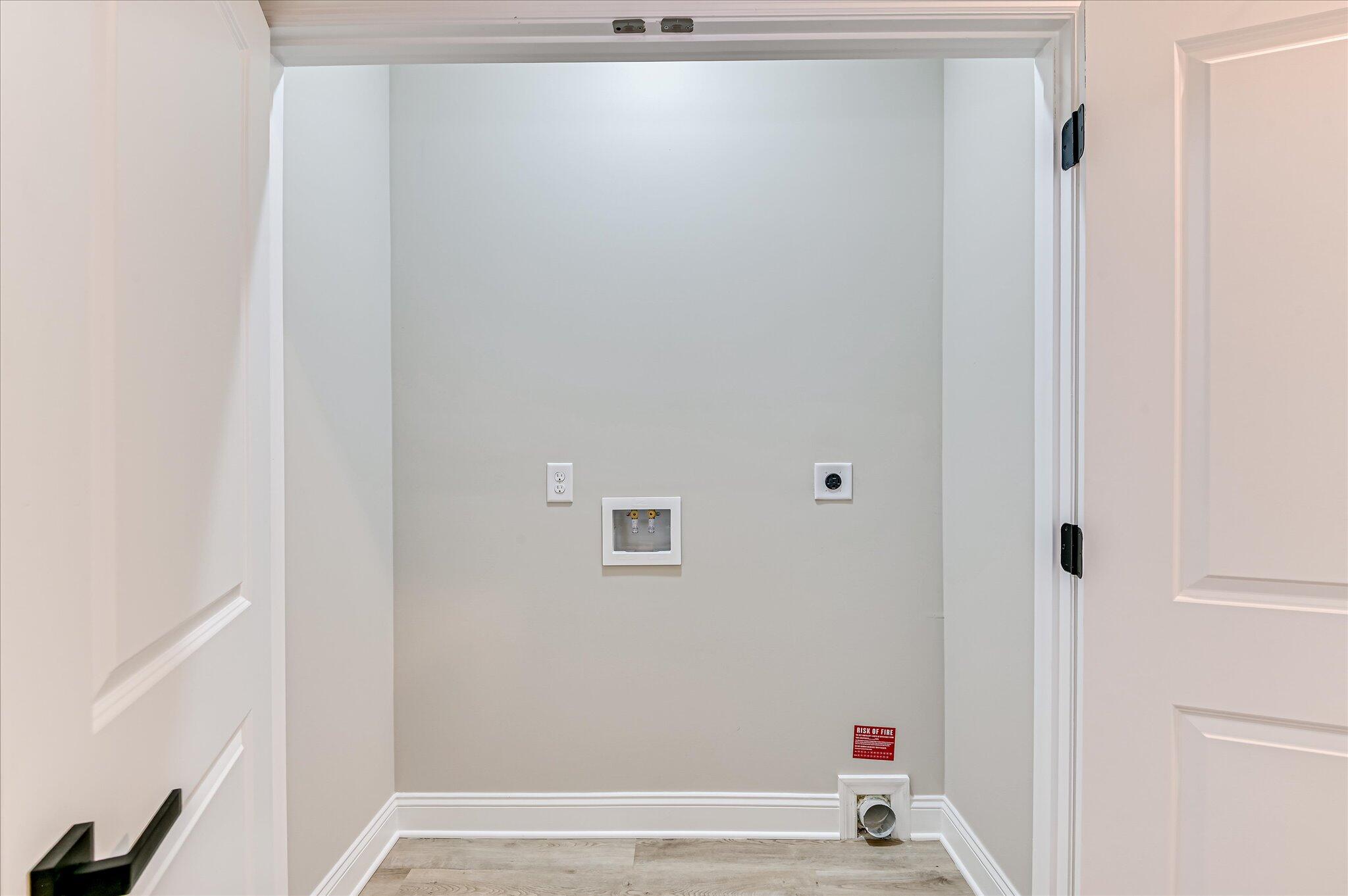 1590 Lee Beard Way Property Photo 24