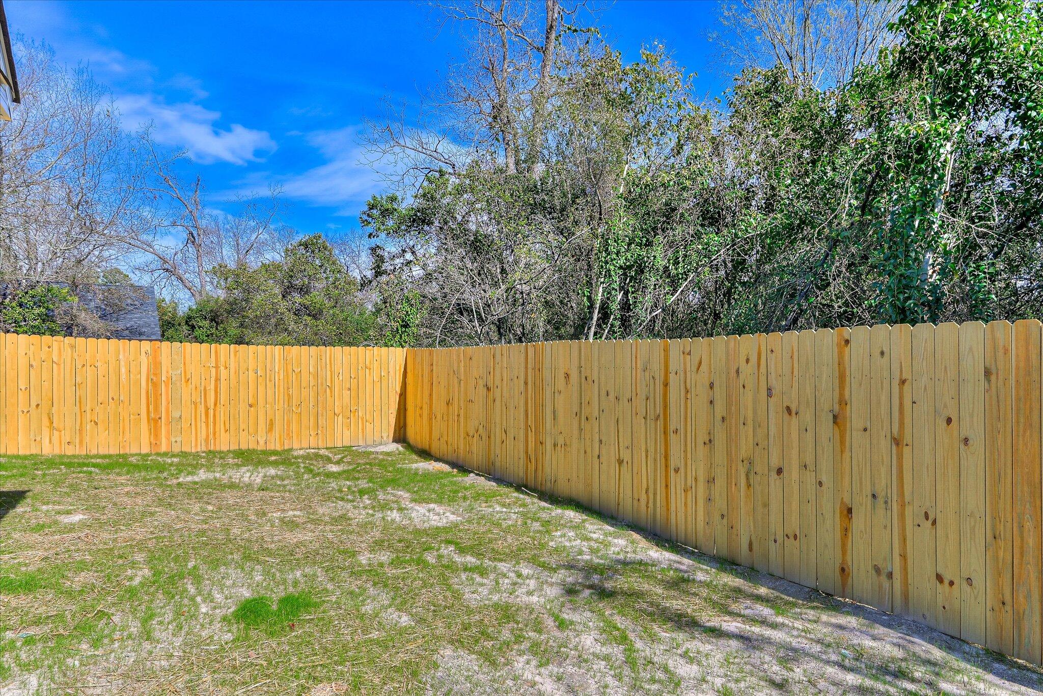 1590 Lee Beard Way Property Photo 25