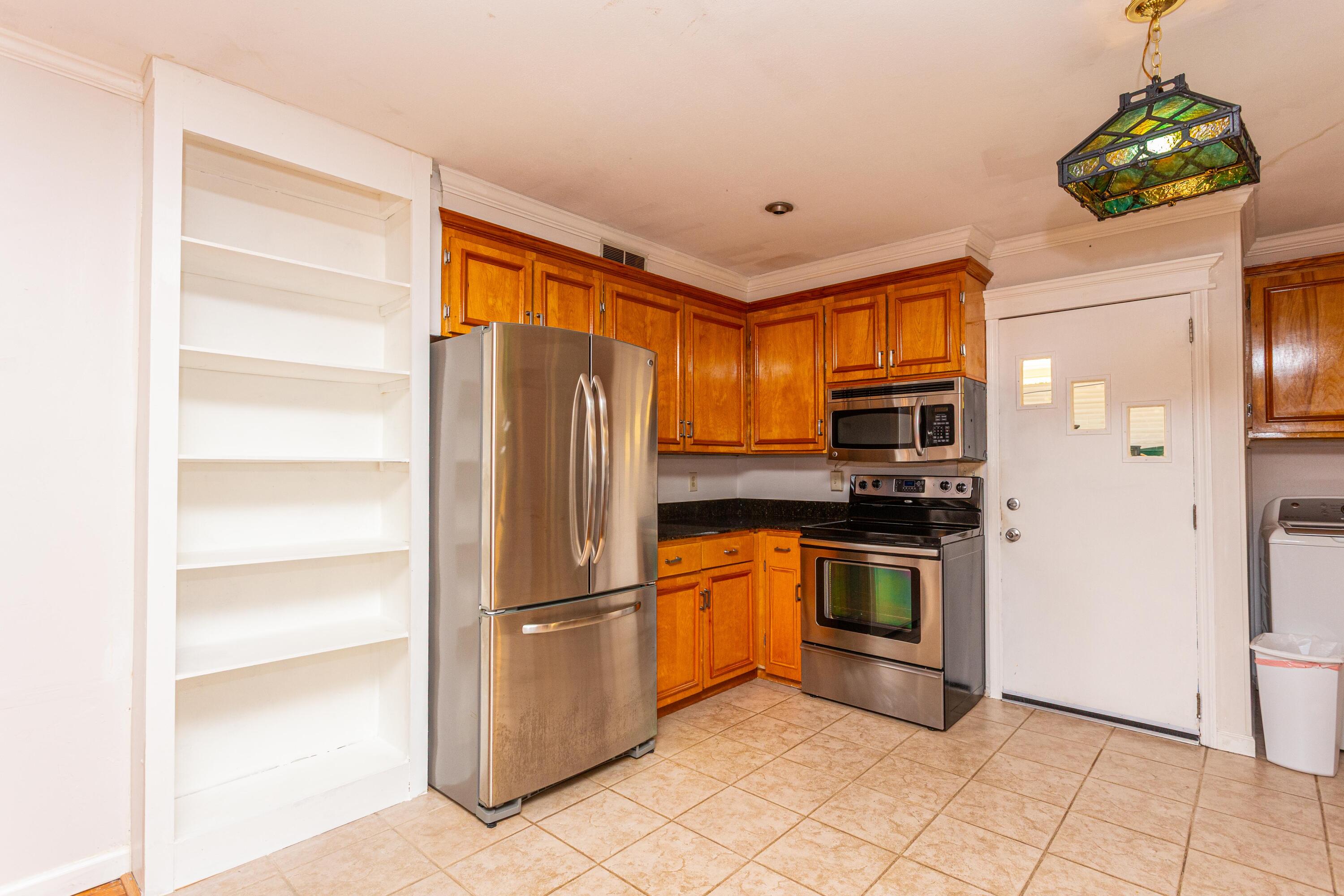 505 Stratford Drive Property Photo 15